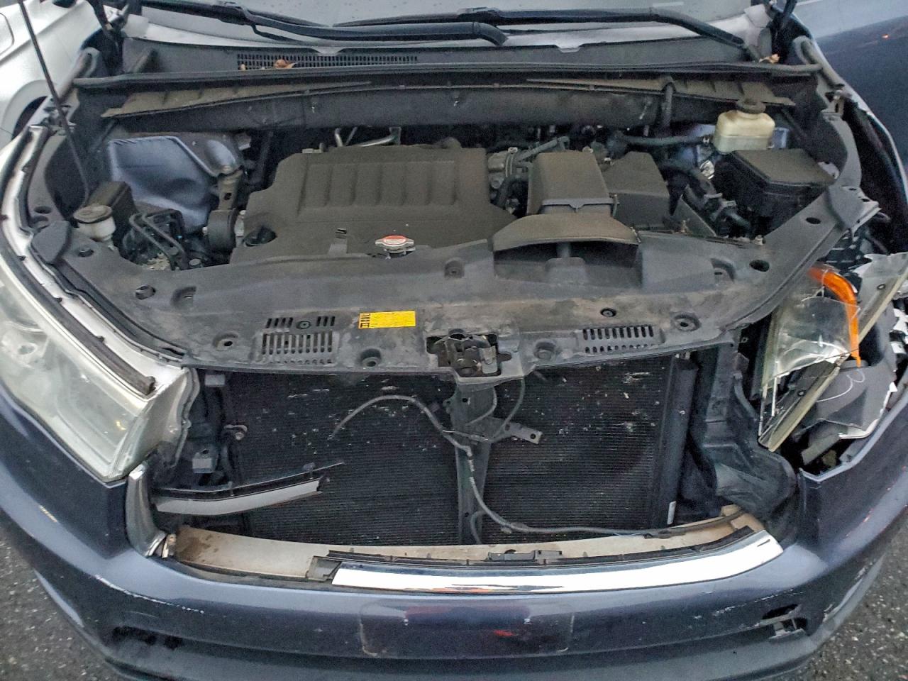 2016 Toyota Highlander Xle VIN: 5TDJKRFH4GS302107 Lot: 94518925