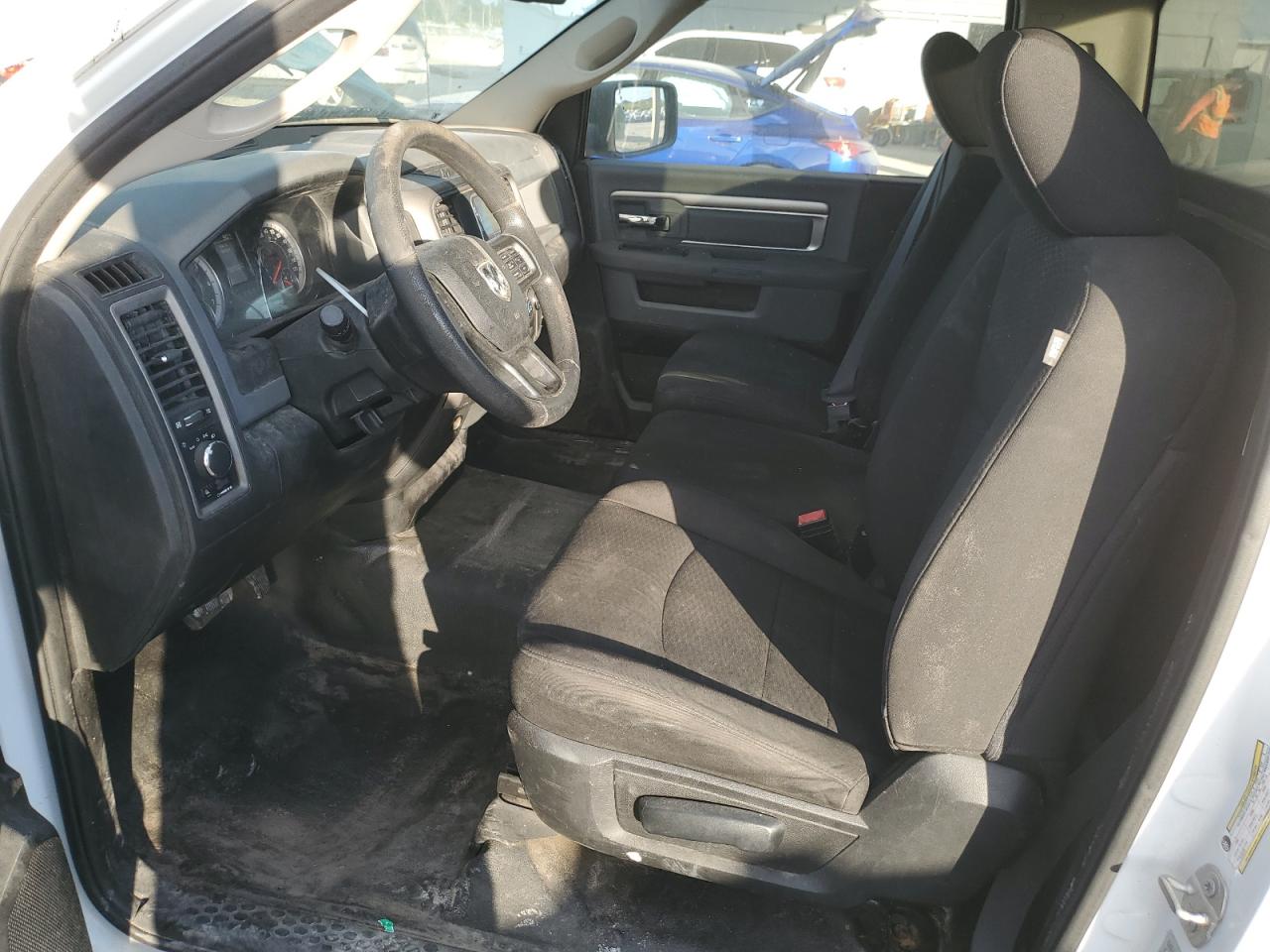 2020 Ram 1500 Classic Tradesman VIN: 3C6JR6DT5LG189849 Lot: 90445245