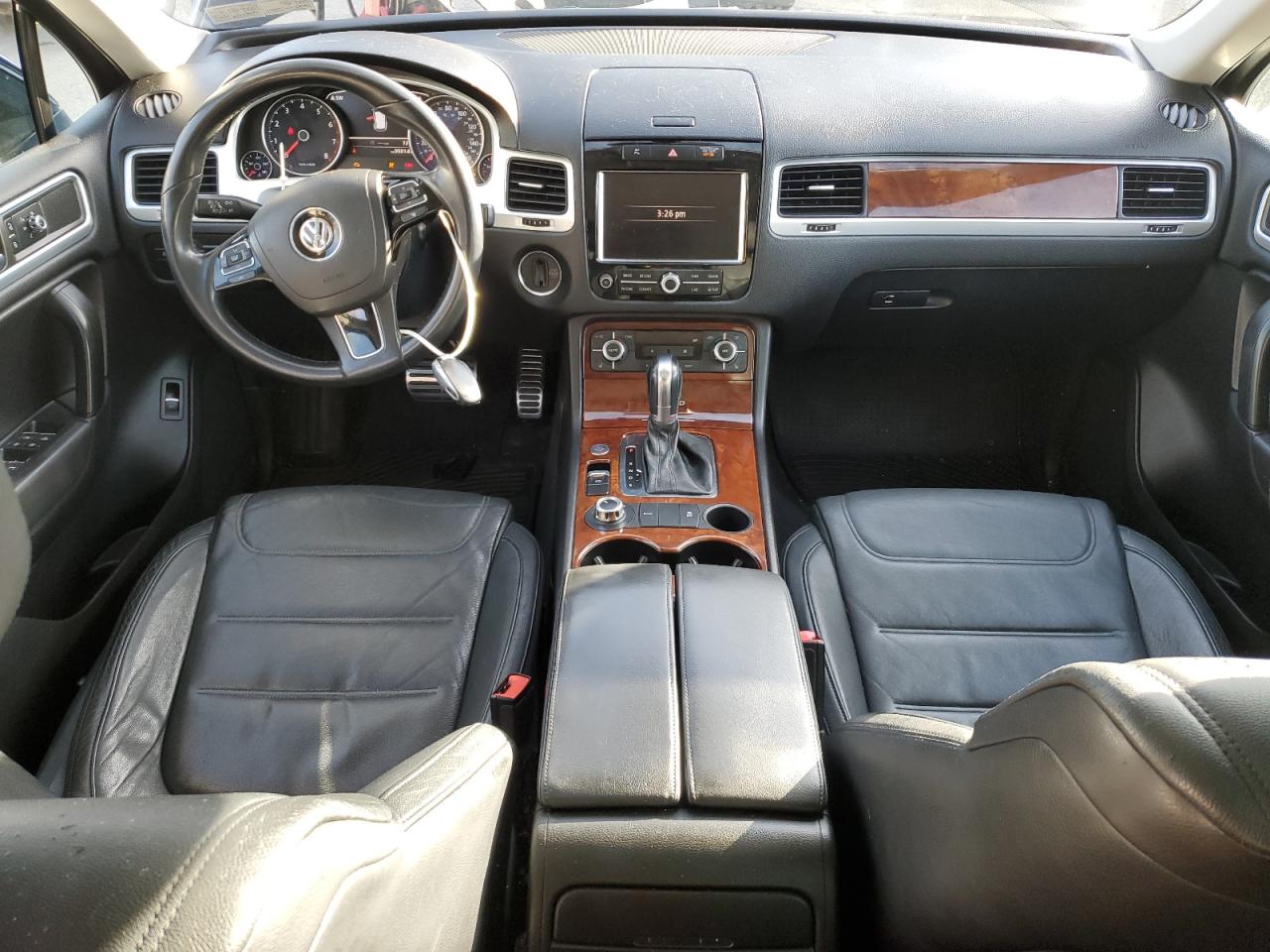 2012 Volkswagen Touareg Hybrid VIN: WVGEG9BP1CD008374 Lot: 91890555