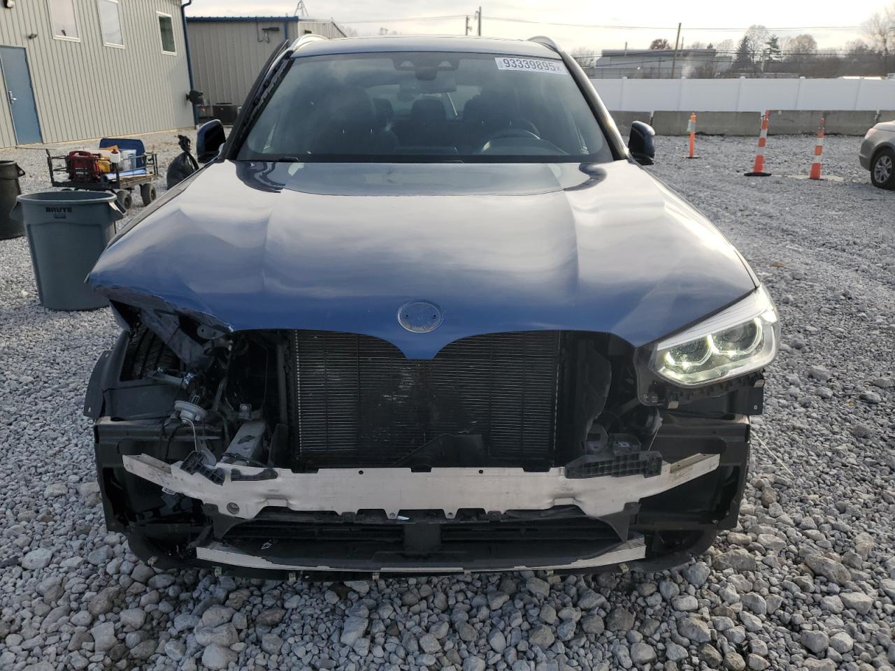 Фото: 5UXTY5C09M9F98798