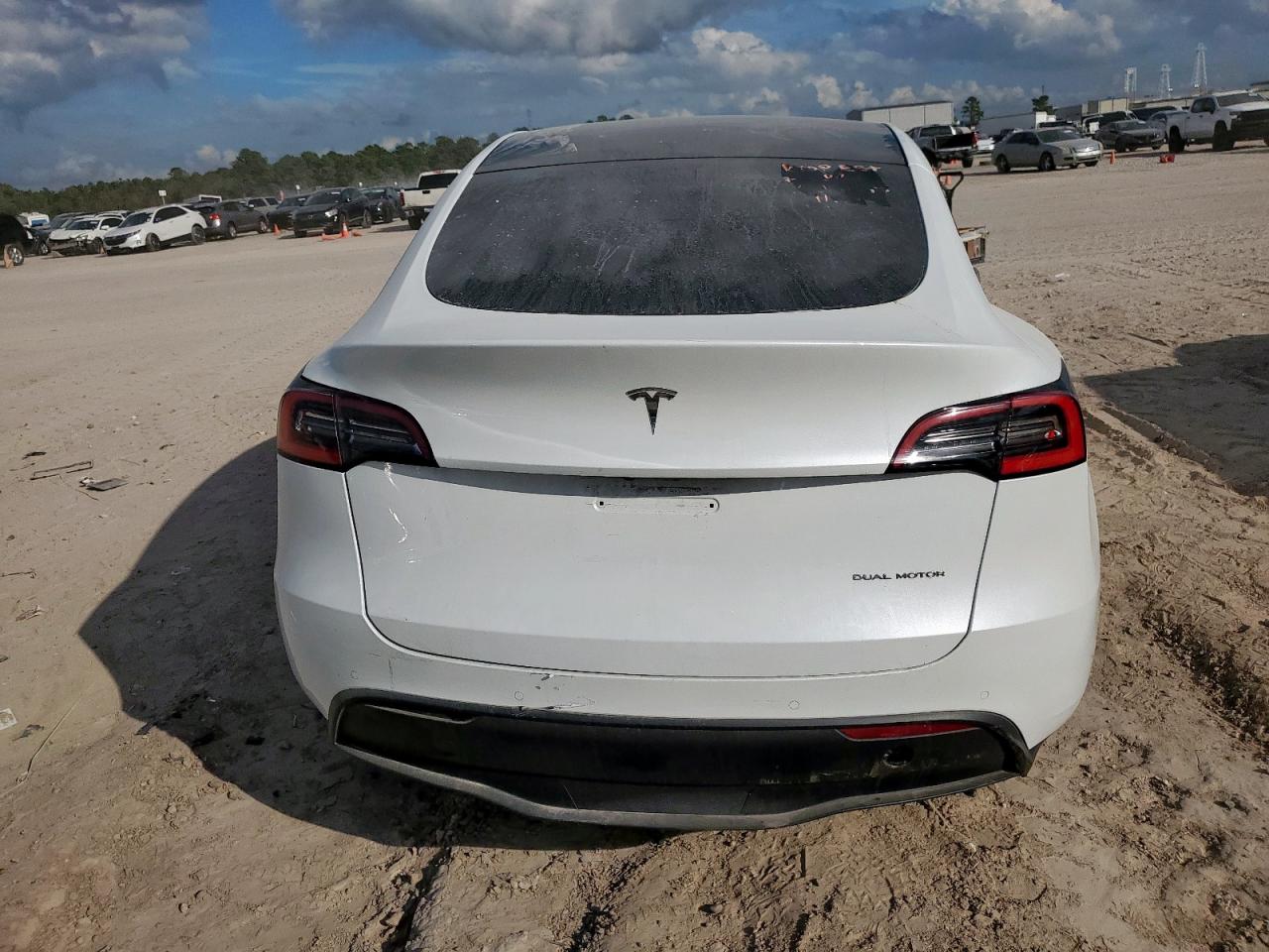 2021 Tesla Model Y VIN: 5YJYGDEE5MF188032 Lot: 91892075