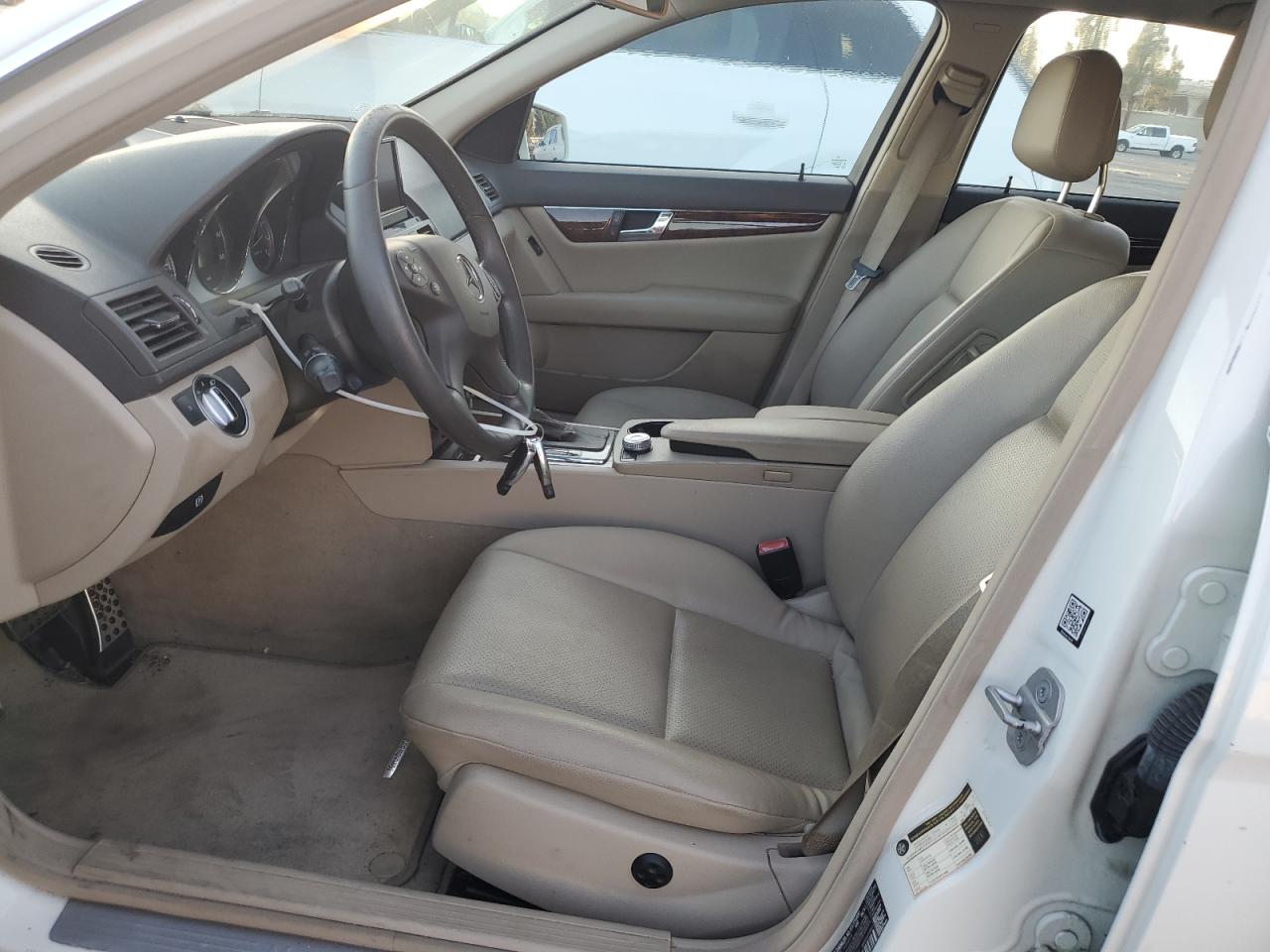 2011 Mercedes-Benz C 300 VIN: WDDGF5EB1BR183076 Lot: 91128985