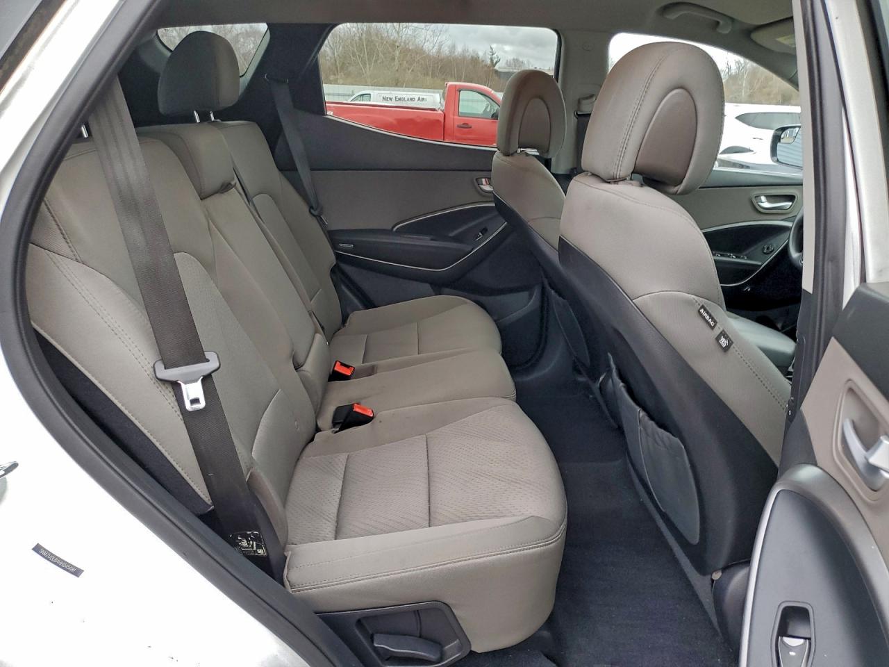 2017 Hyundai Santa Fe Sport VIN: 5NMZUDLB4HH045681 Lot: 94357005