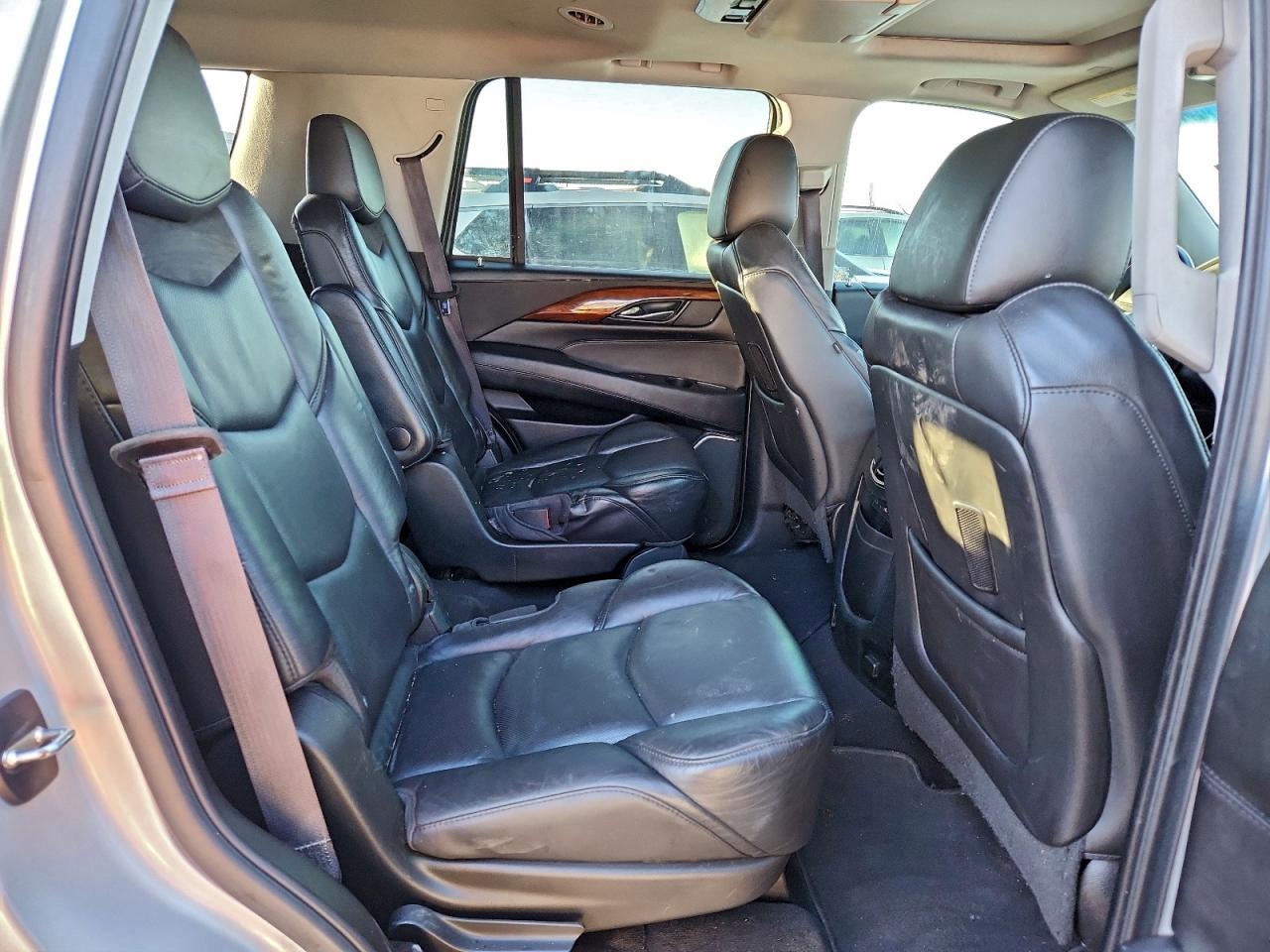 2017 Cadillac Escalade Premium Luxury VIN: 1GYS4CKJ8HR227393 Lot: 93673395