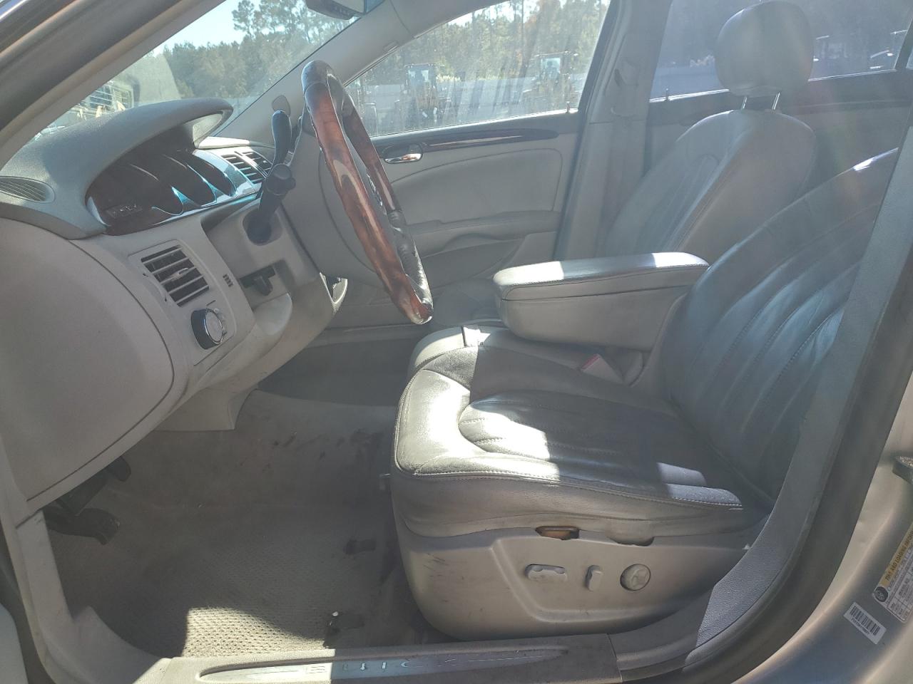 2008 Buick Lucerne Cxl VIN: 1G4HD57208U171147 Lot: 92361945