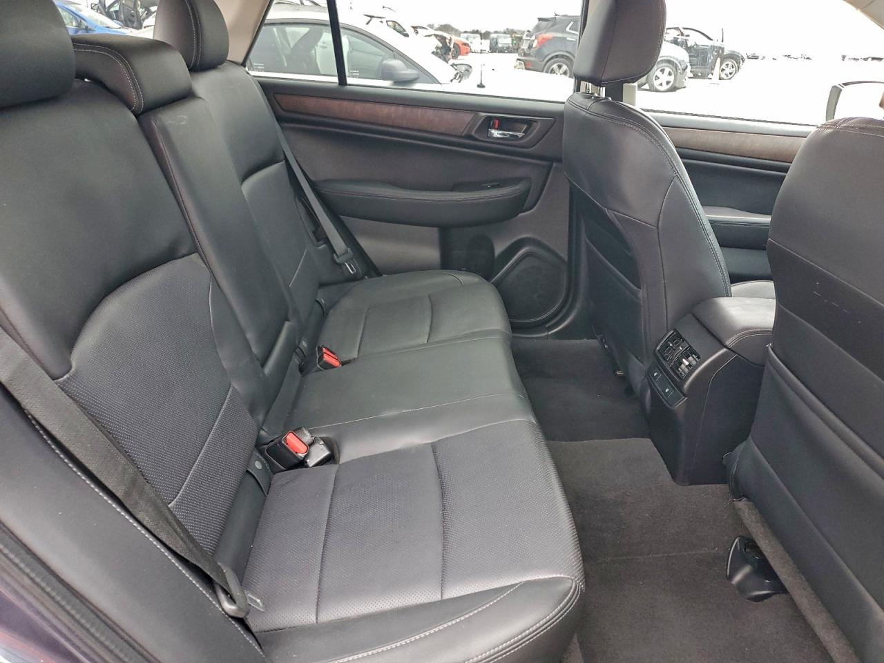 2015 Subaru Outback 2.5I Limited VIN: 4S4BSBNC1F3308086 Lot: 94367885