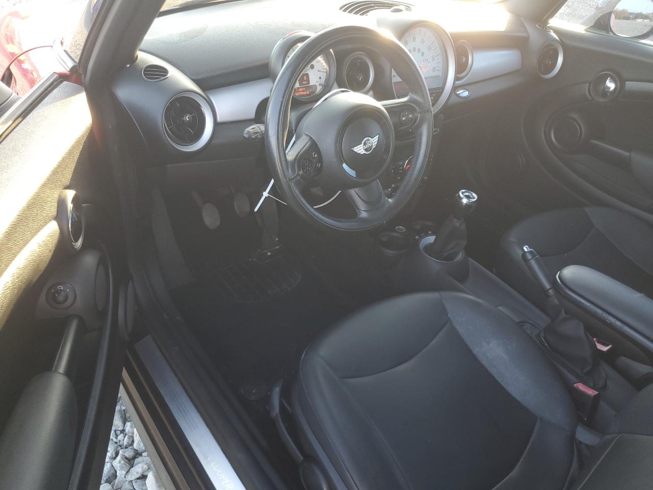 2013 Mini Cooper VIN: WMWSU3C52DT371751 Lot: 93214575