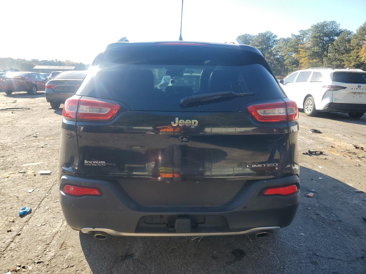 2014 Jeep Cherokee Limited VIN: 1C4PJLDSXEW154017 Lot: 90487495