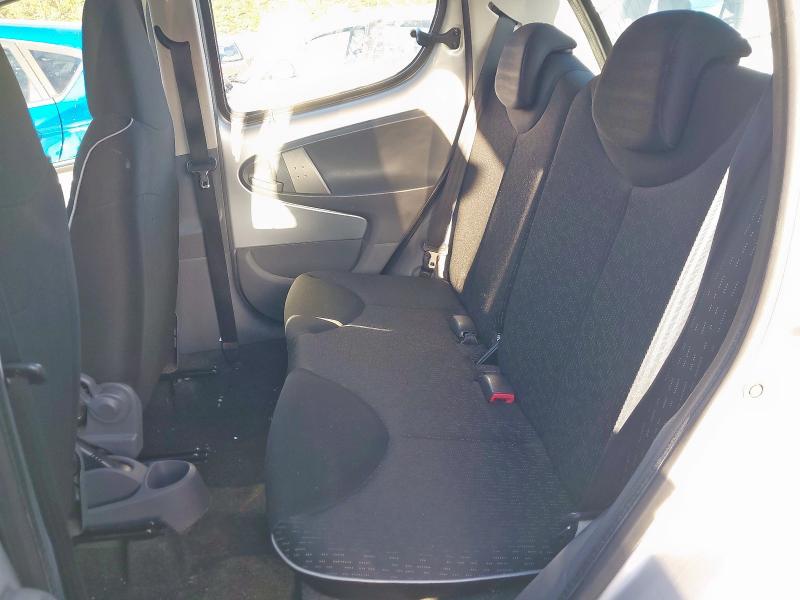 2010 PEUGEOT 107 1.0 URBAN 5DR 2-TRONIC