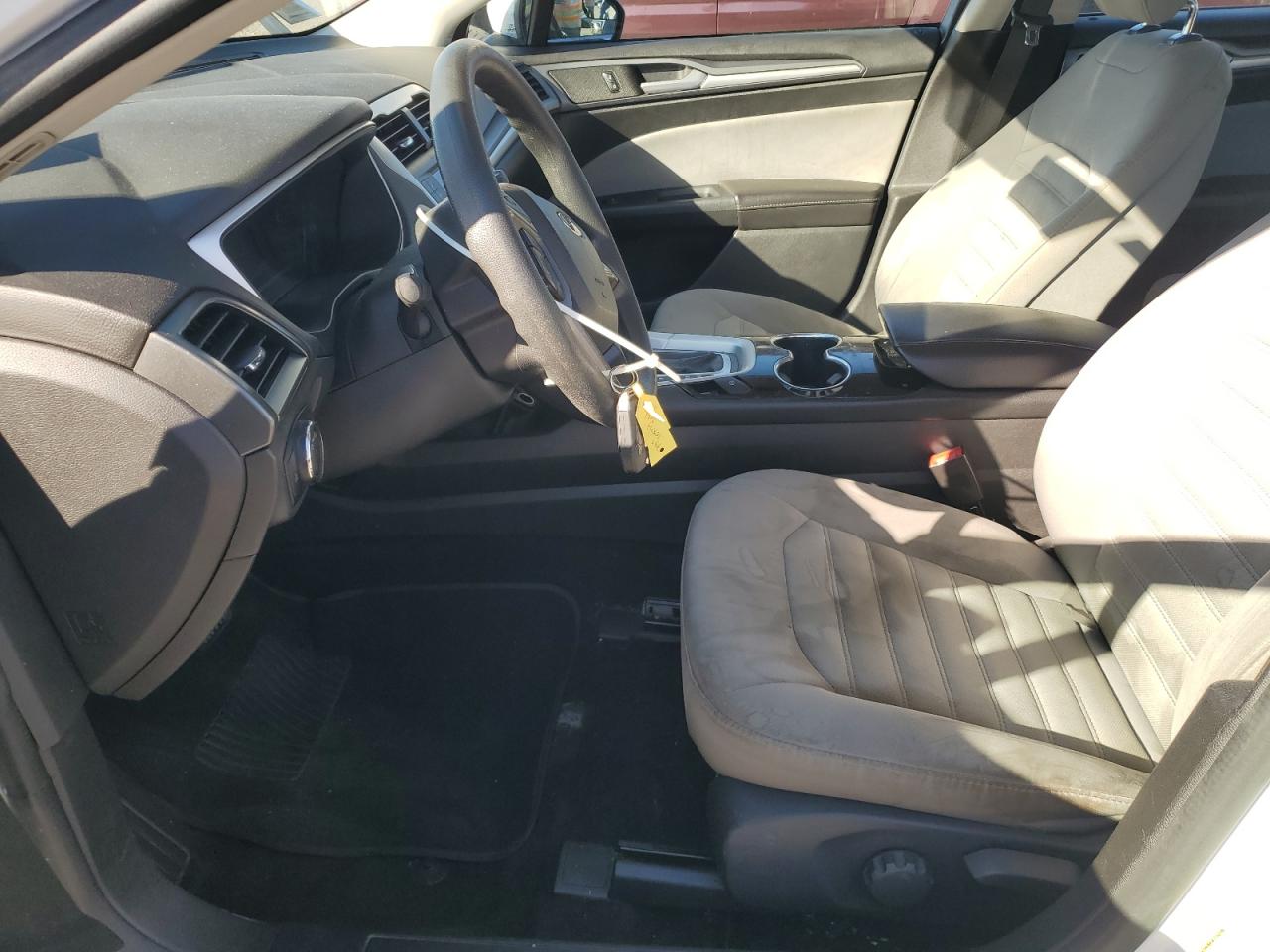 2014 Ford Fusion S VIN: 3FA6P0G73ER394048 Lot: 91255635