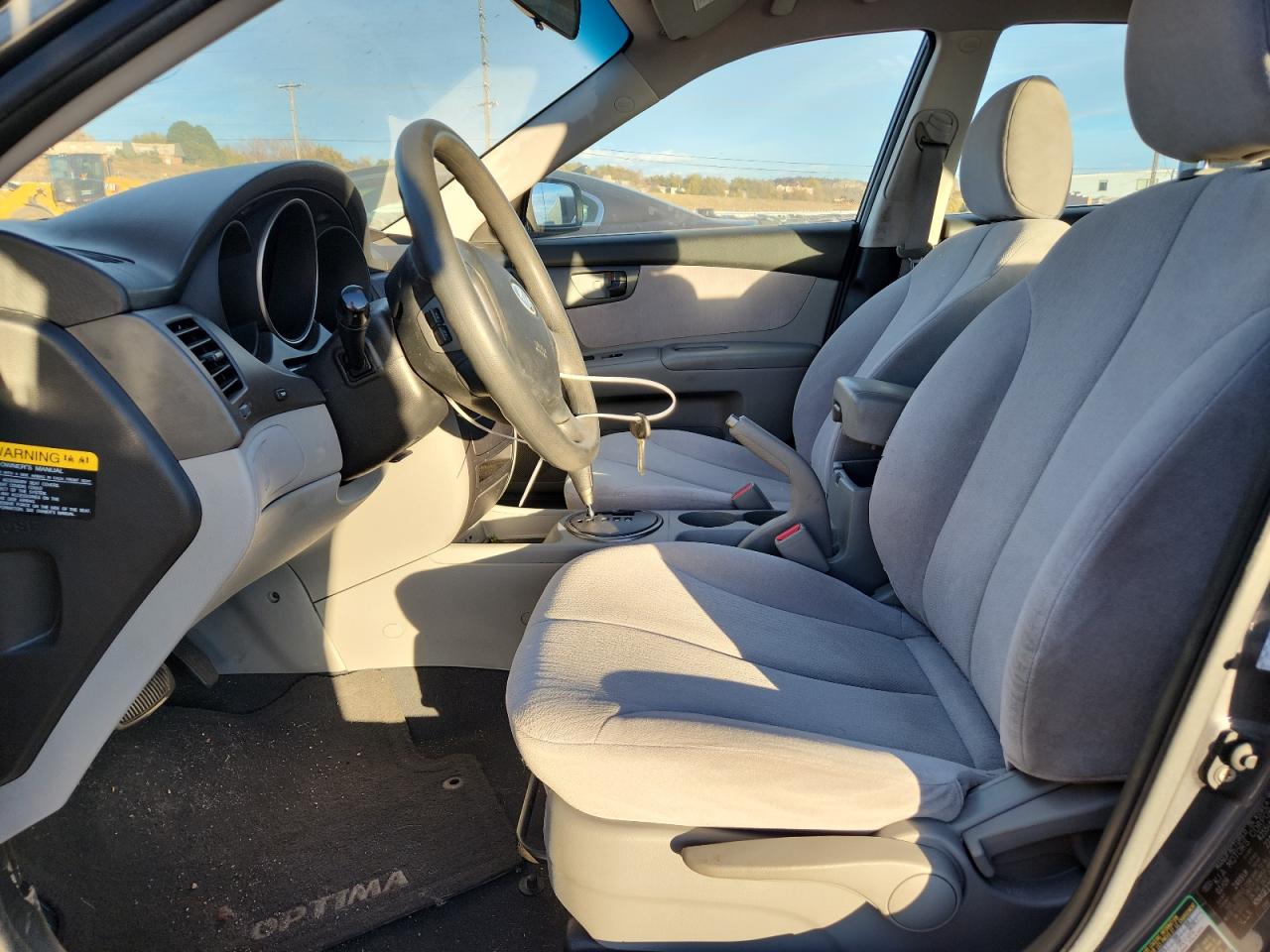 2009 Kia Optima Lx VIN: KNAGE228095345721 Lot: 92090725