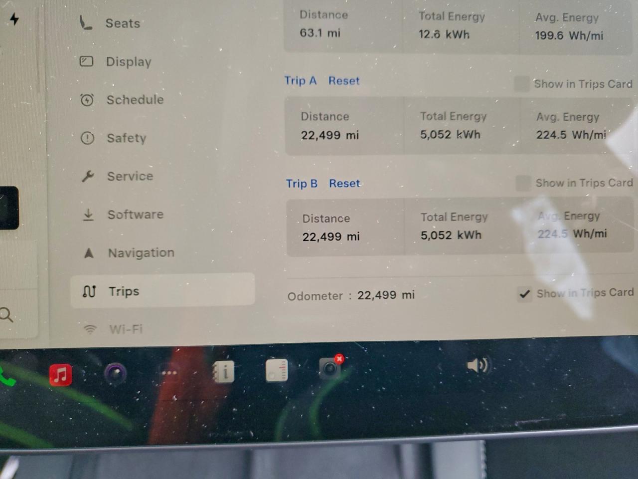 2024 Tesla Model Y VIN: 7SAYGDED2RF047209 Lot: 94340135