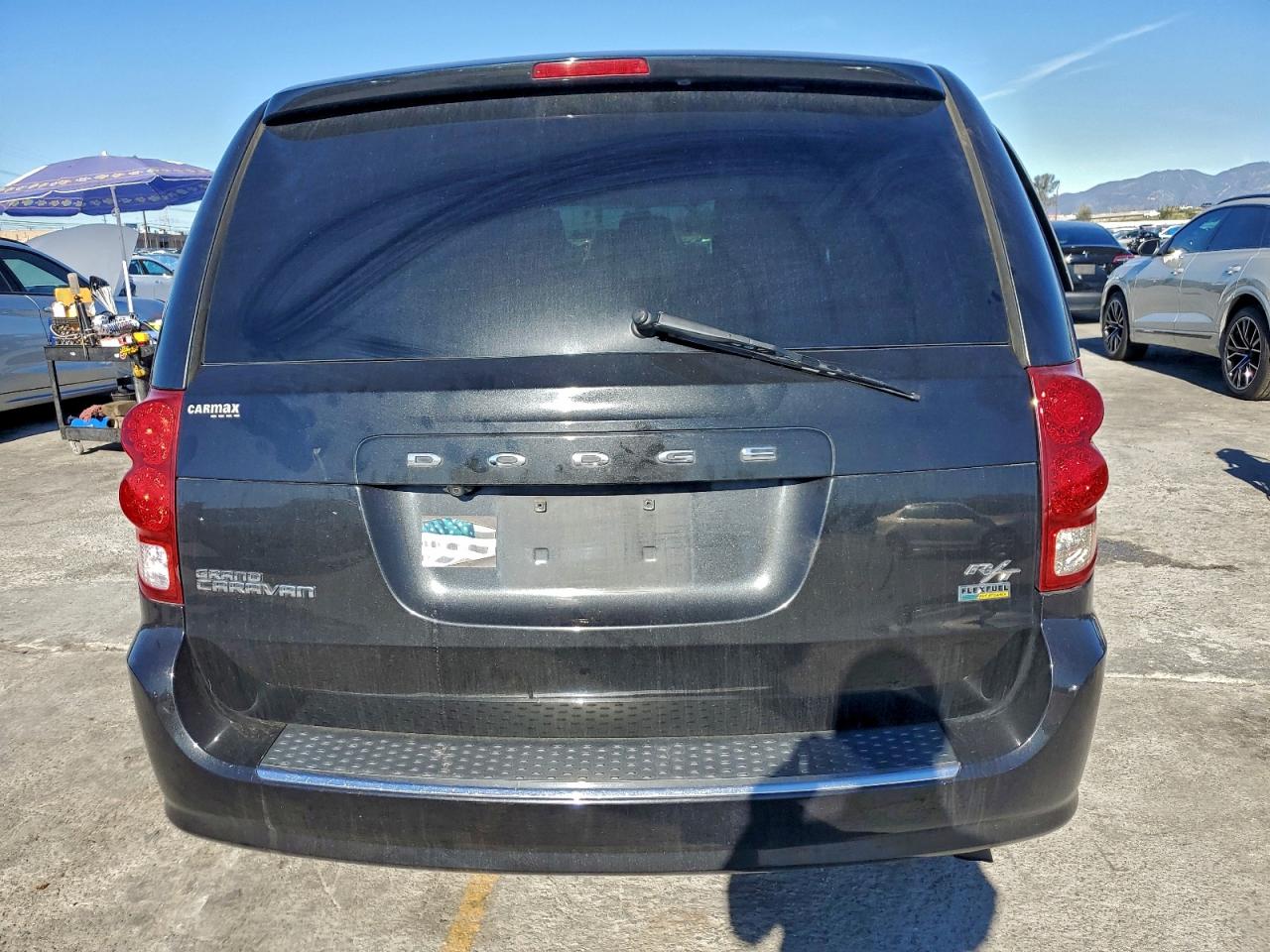 2016 Dodge Grand Caravan R/T VIN: 2C4RDGEG1GR324357 Lot: 94377085