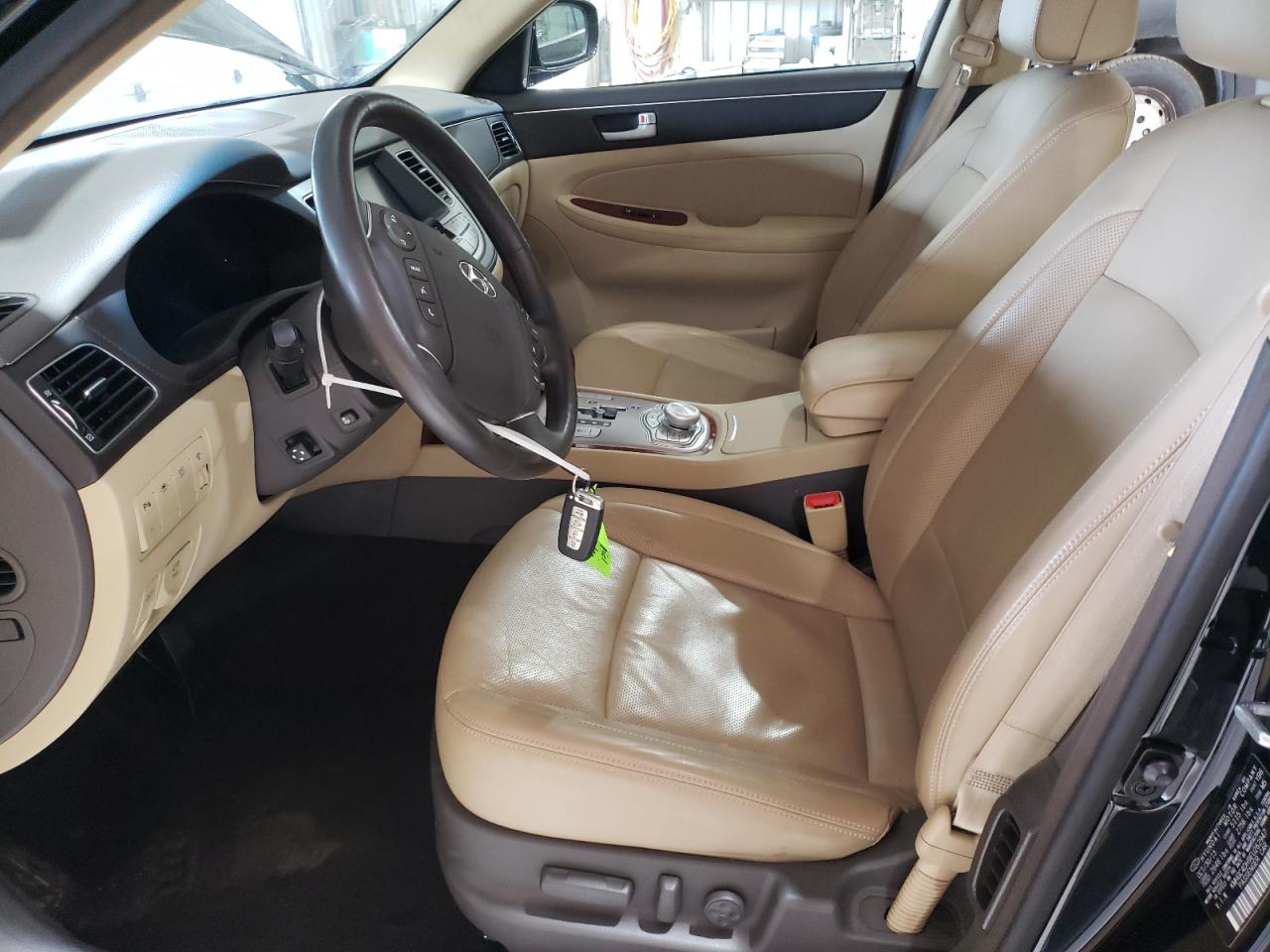 2014 Hyundai Genesis 5.0L VIN: KMHGC4DH9EU262947 Lot: 93489495