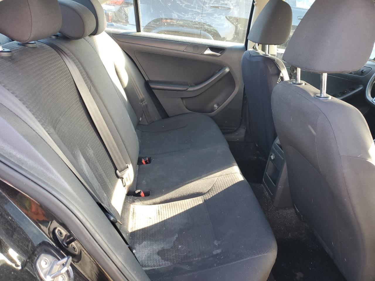 2015 Volkswagen Jetta Base VIN: 3VW2K7AJ4FM419751 Lot: 93470005