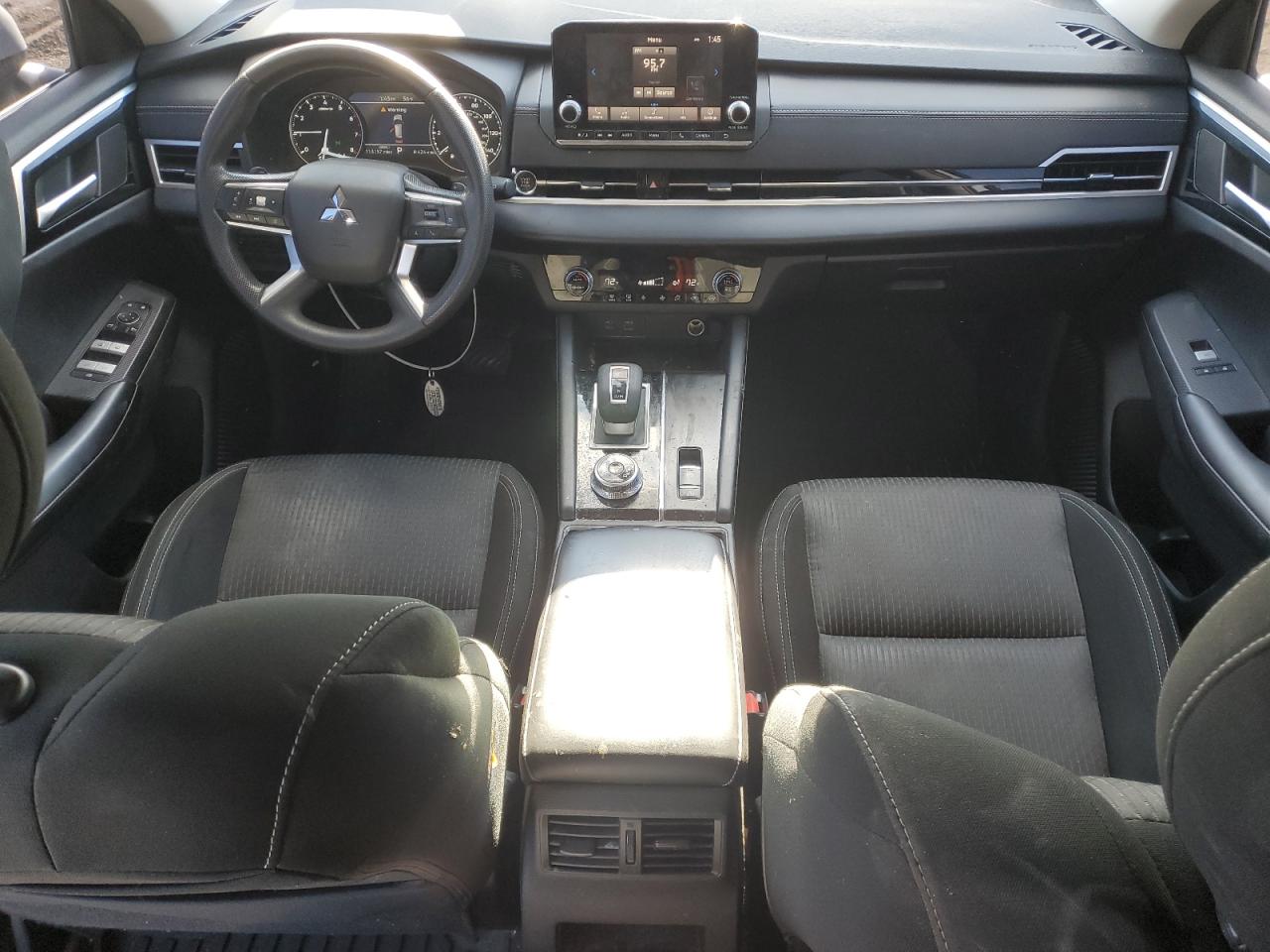 2022 Mitsubishi Outlander Es VIN: JA4J4TA83NZ033795 Lot: 92875525