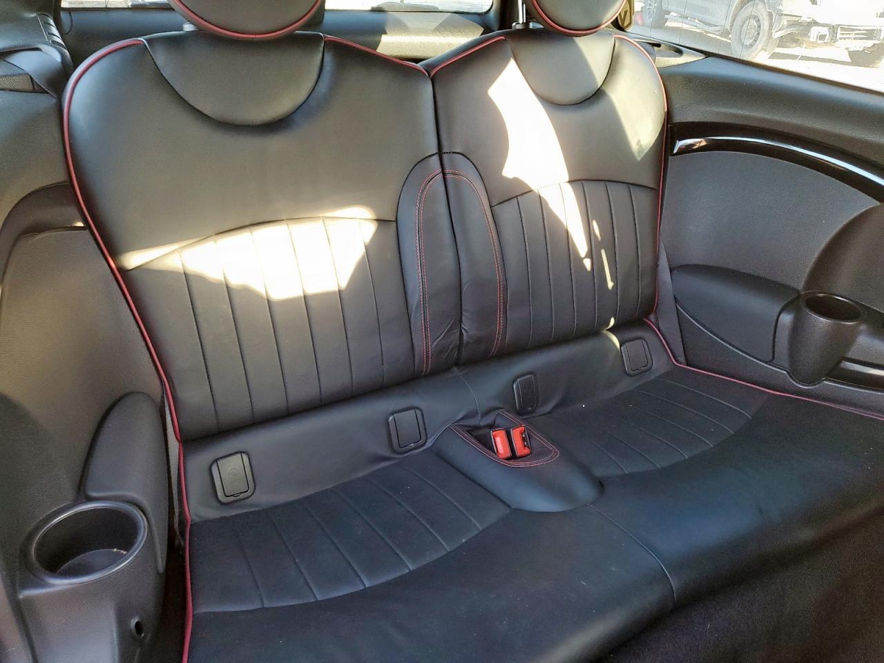 2011 Mini Cooper S Clubman VIN: WMWZG3C52BTY37004 Lot: 91429595