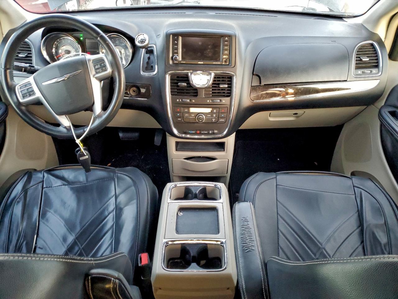 2013 Chrysler Town & Country Touring VIN: 2C4RC1BG0DR690231 Lot: 94903285