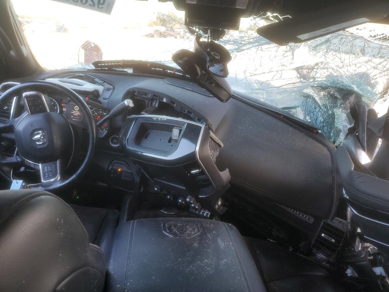 2021 Ram 2500 Laramie VIN: 3C6UR5NL8MG632261 Lot: 92698735