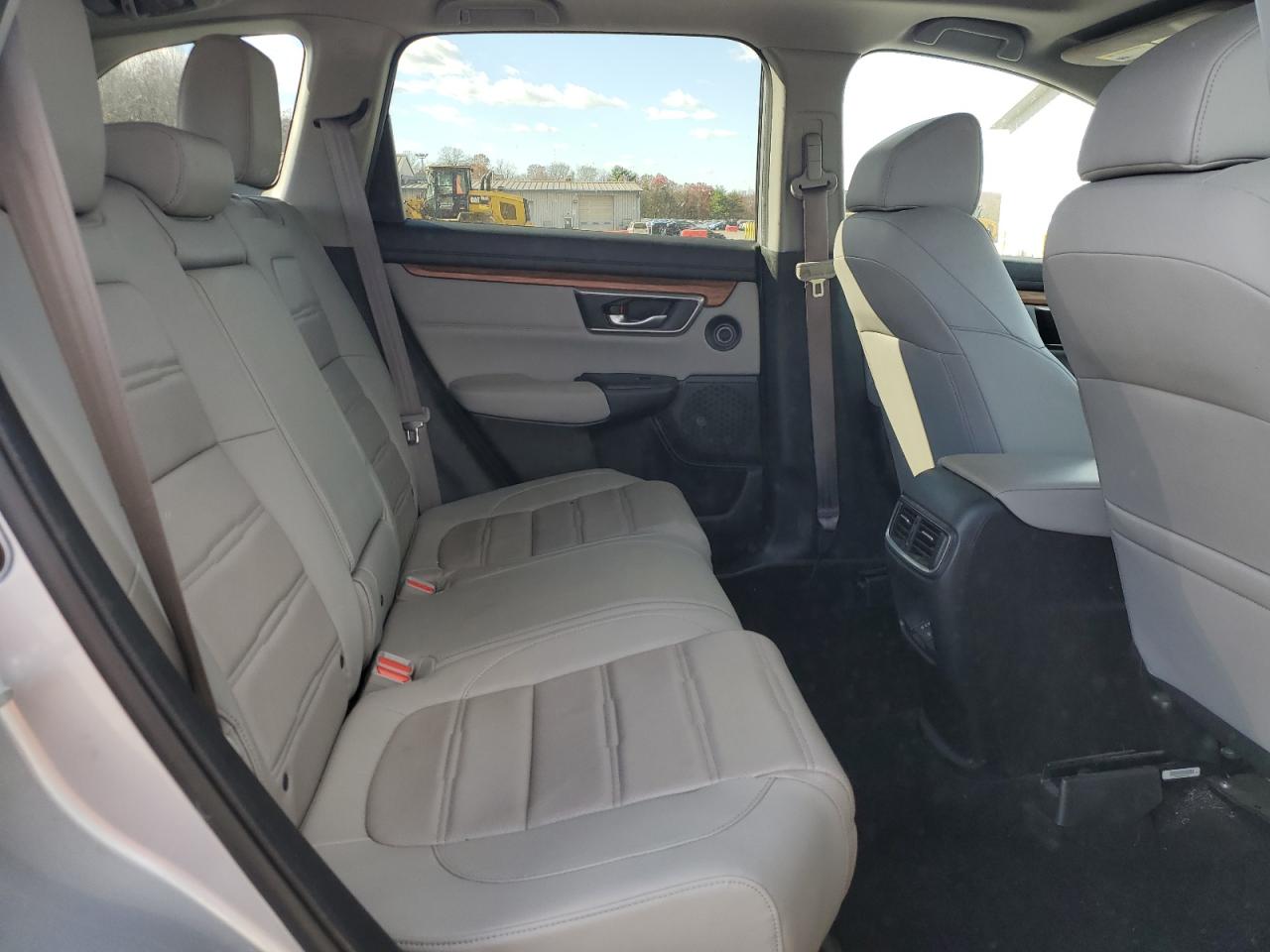 2019 Honda Cr-V Touring VIN: 2HKRW2H98KH646784 Lot: 92330125