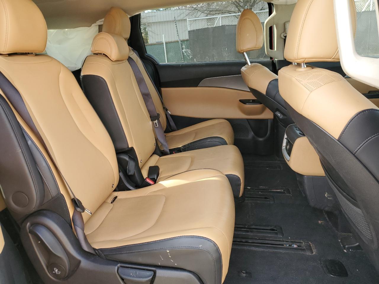 2022 Kia Carnival Lx VIN: KNDNB4H35N6189853 Lot: 91634025