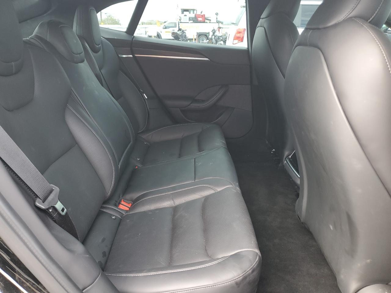 2021 Tesla Model S VIN: 5YJSA1E69MF438421 Lot: 92688445