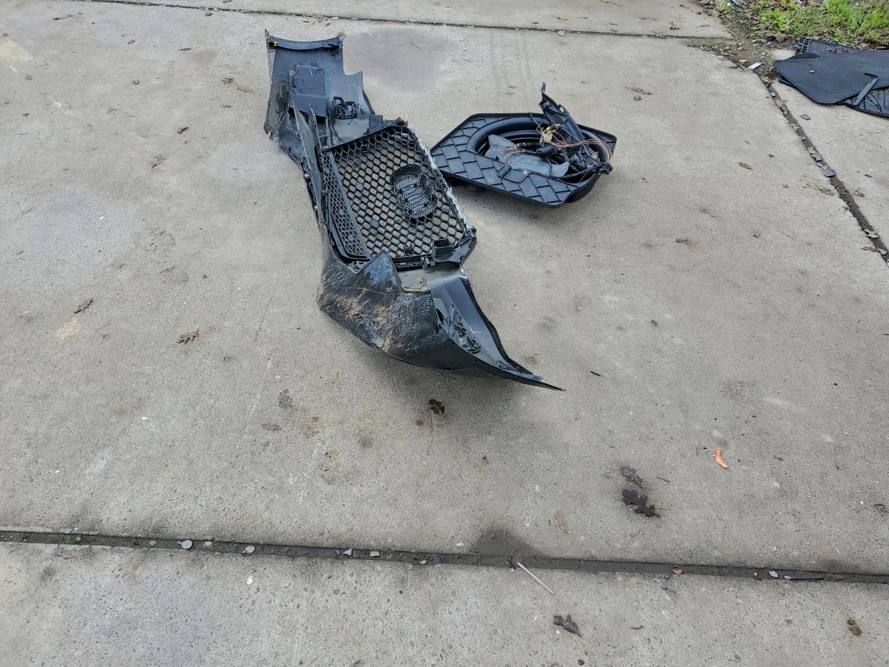 2016 Audi A4 Premium S-Line VIN: WAUBFAFL1GN017768 Lot: 93128785