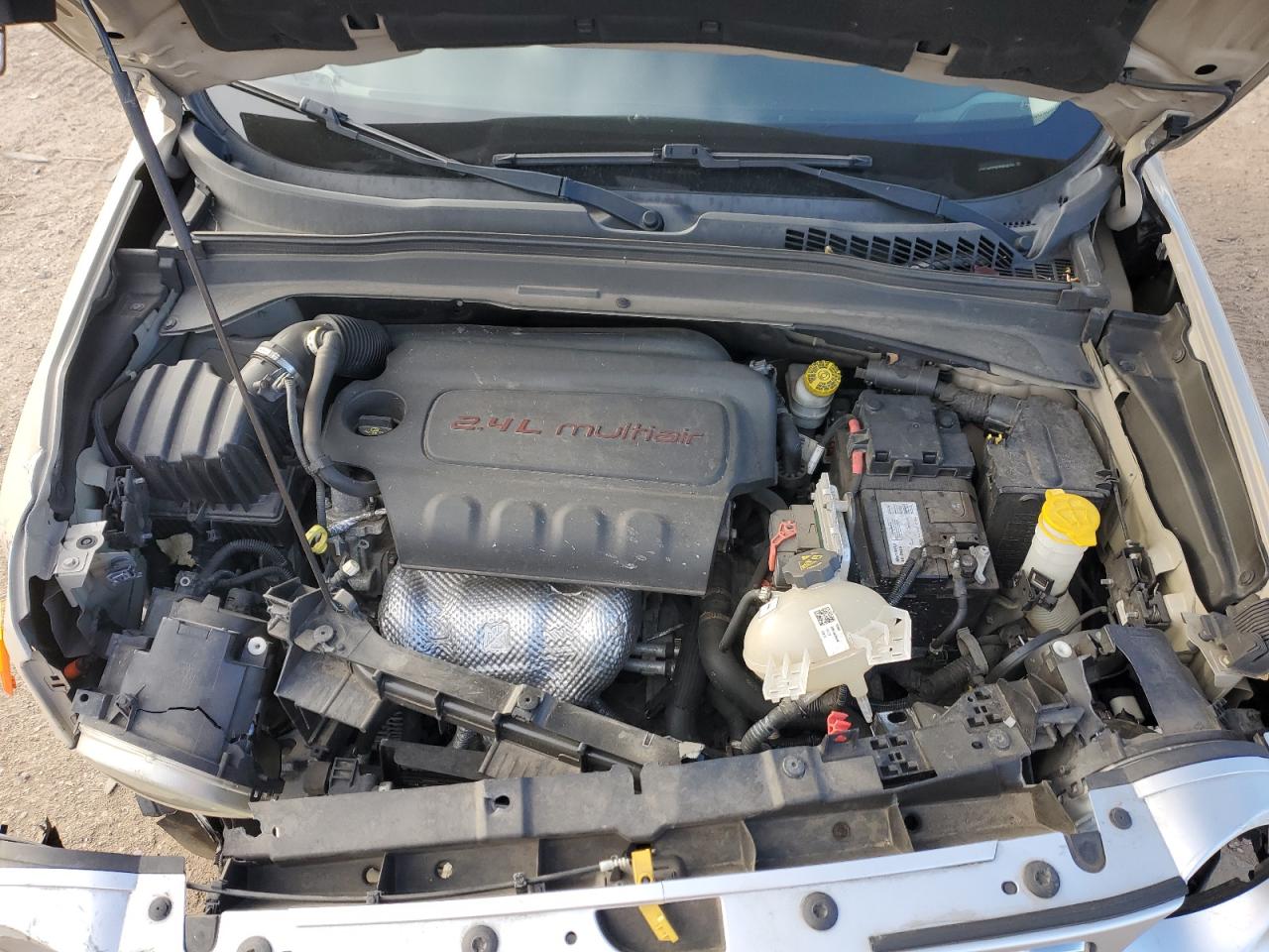 2015 Jeep Renegade Limited VIN: ZACCJADTXFPB34120 Lot: 91109255