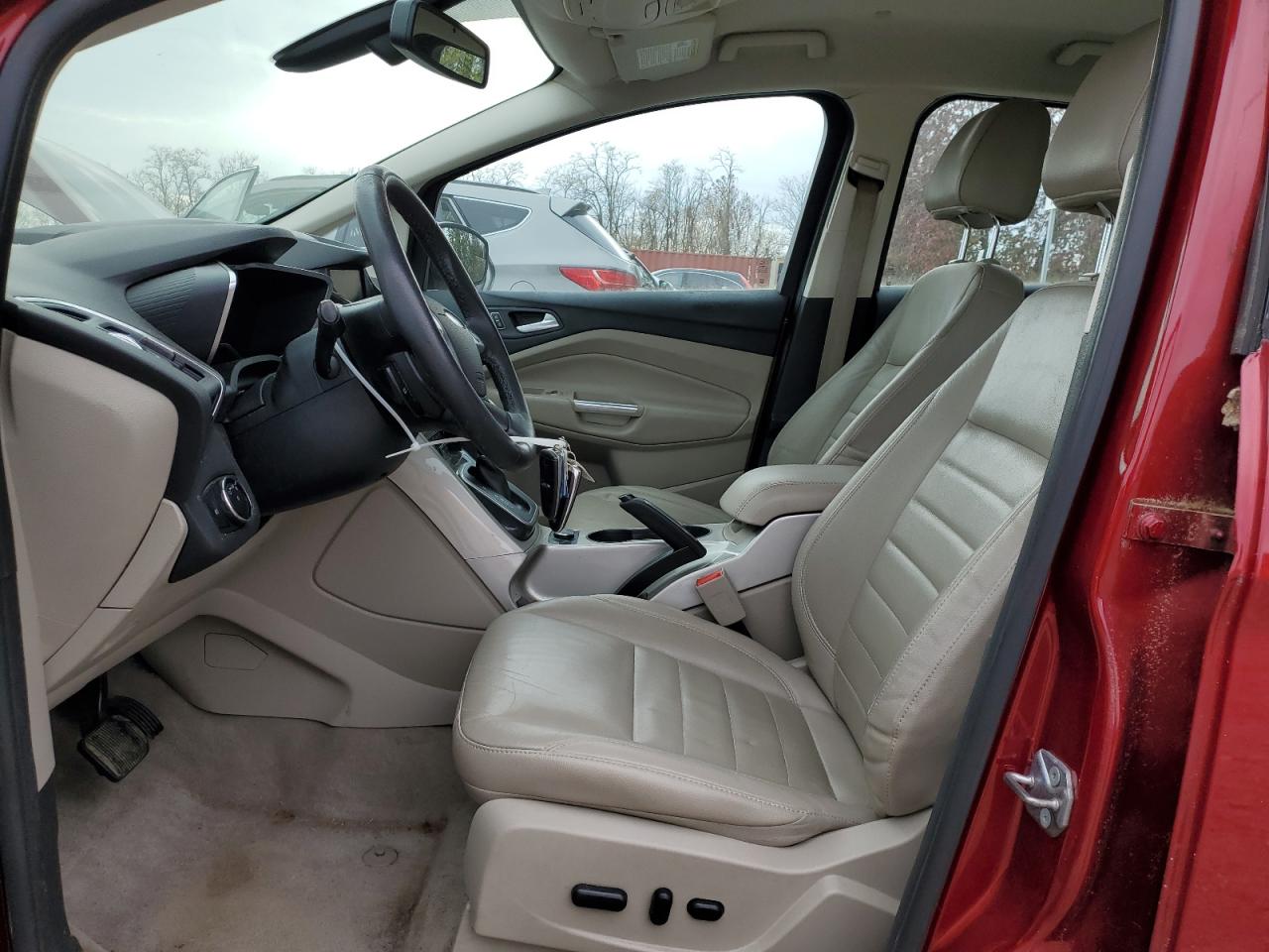 2013 Ford C-Max Premium VIN: 1FADP5CU4DL557674 Lot: 92808325