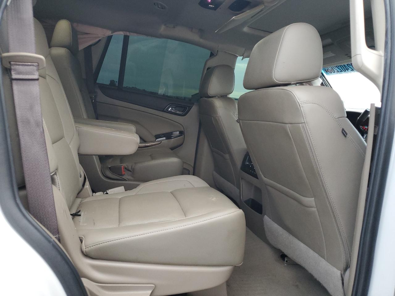 2019 GMC Yukon Slt VIN: 1GKS1BKC2KR308217 Lot: 92402265