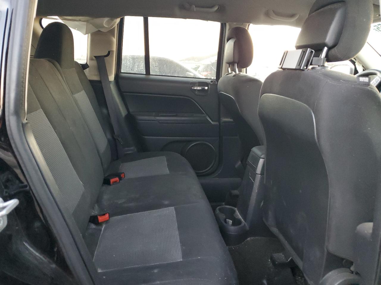 2017 Jeep Compass Sport VIN: 1C4NJDBB0HD104078 Lot: 92579355