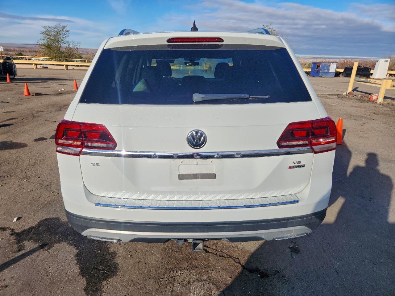 2018 Volkswagen Atlas Se VIN: 1V2LR2CA6JC577990 Lot: 93419095