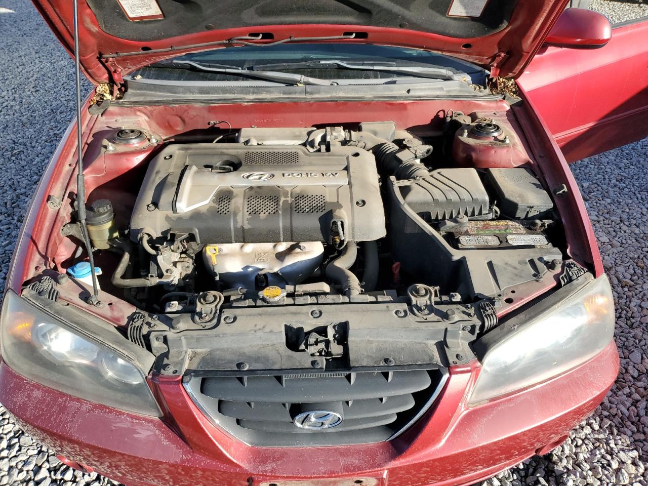 2004 Hyundai Elantra Gls VIN: KMHDN46D74U712701 Lot: 92993705