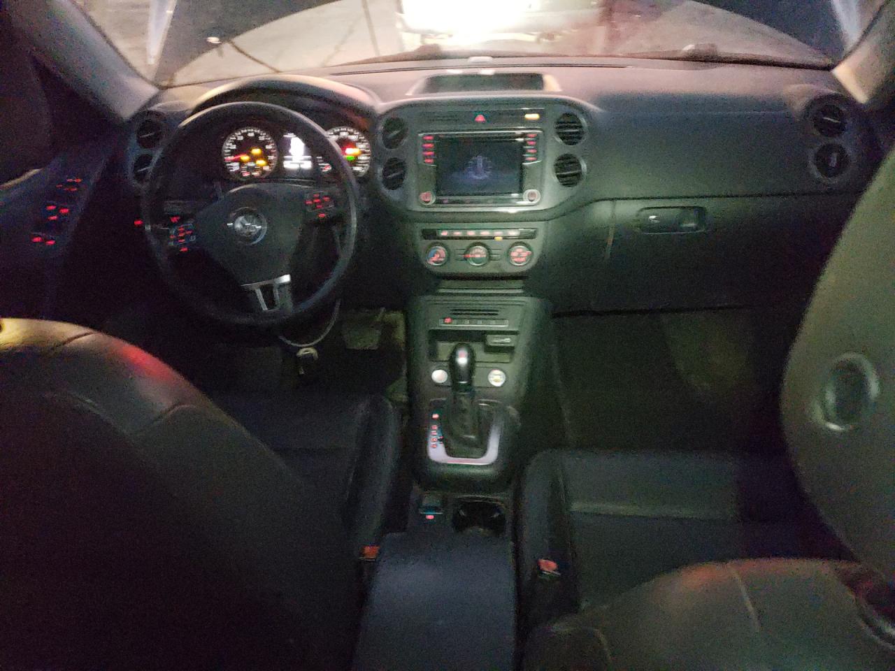 2016 Volkswagen Tiguan S VIN: WVGBV7AX8GW593785 Lot: 90858015