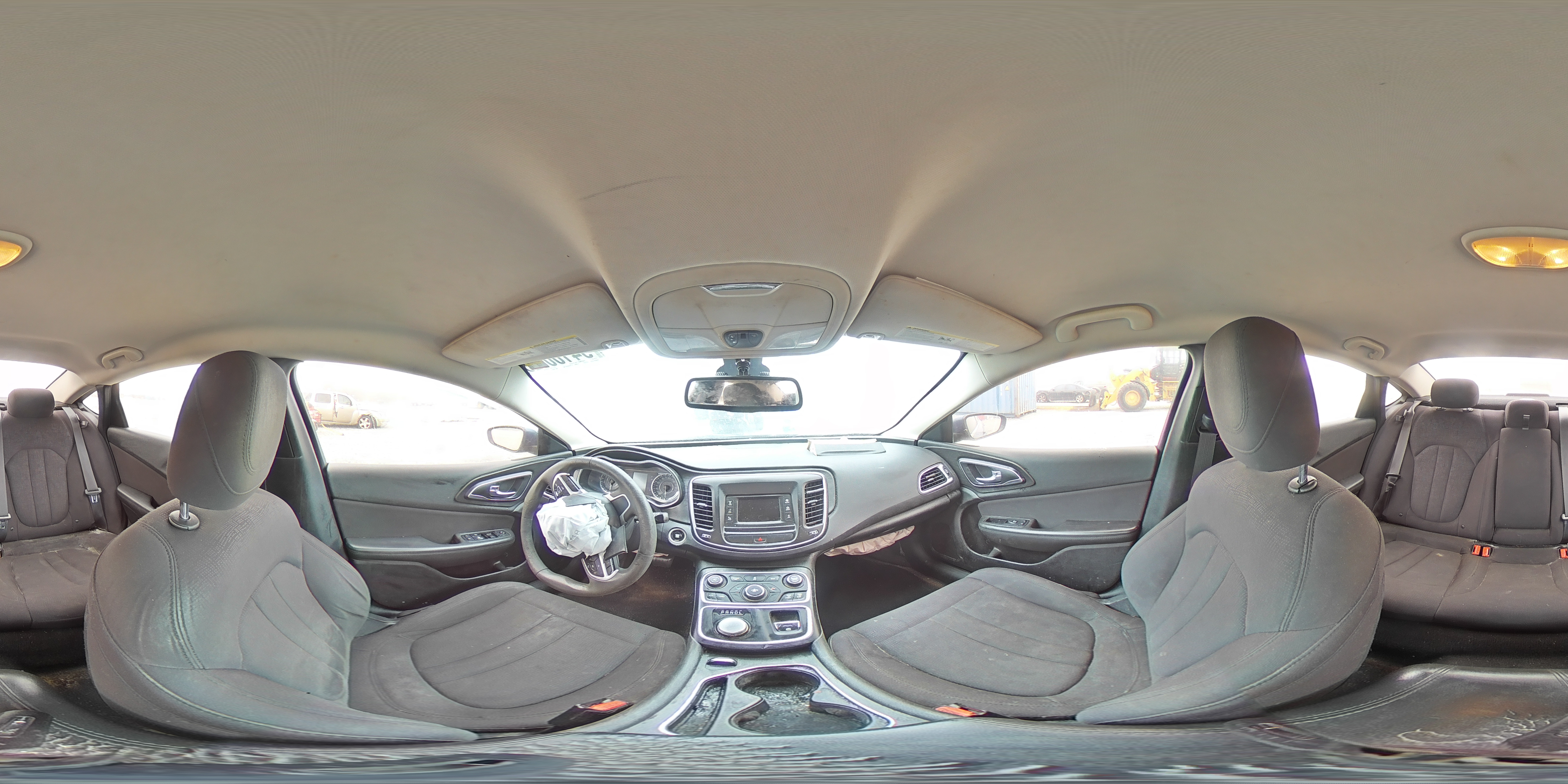 2015 Chrysler 200 Limited VIN: 1C3CCCAB7FN638915 Lot: 94100825