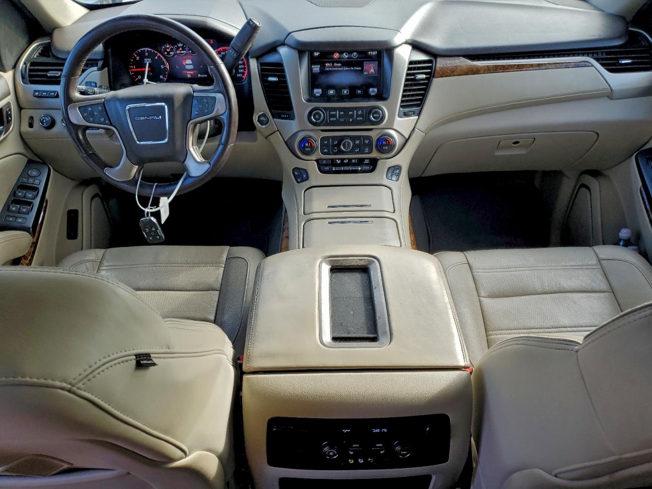 2015 GMC Yukon Xl Denali VIN: 1GKS2JKJ4FR310241 Lot: 93711355