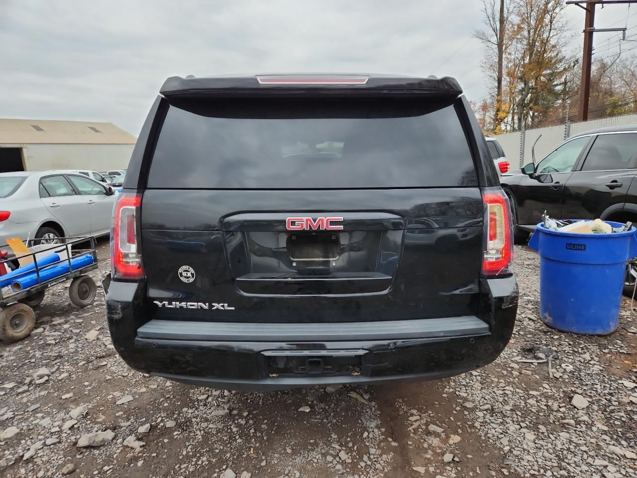 2016 GMC Yukon Xl K1500 Sle VIN: 1GKS2FKC1GR323626 Lot: 91864525