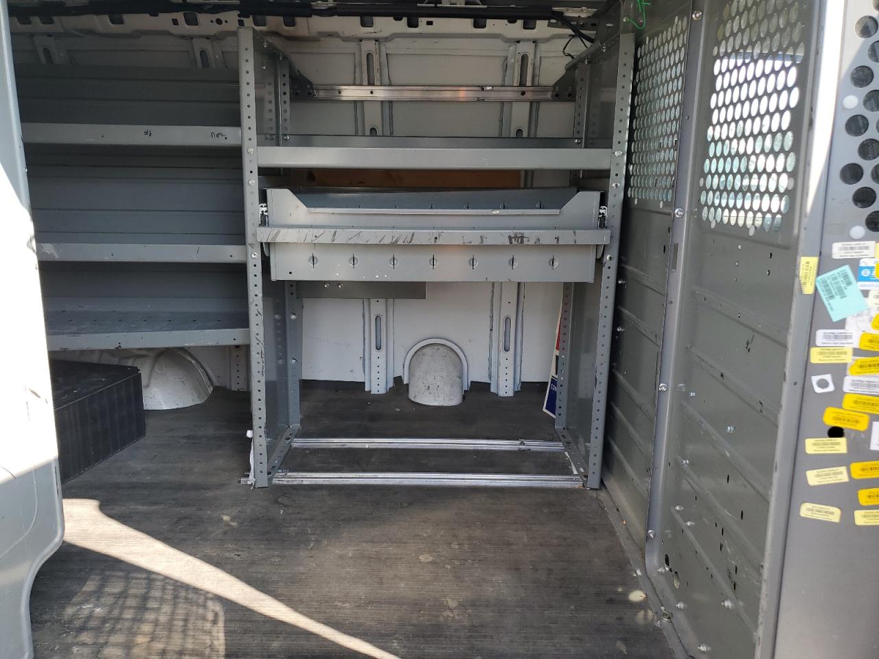 2016 Chevrolet Express 2500 Utility / Service Van VIN: 1GCWGAFF3G1196141 Lot: 91195985