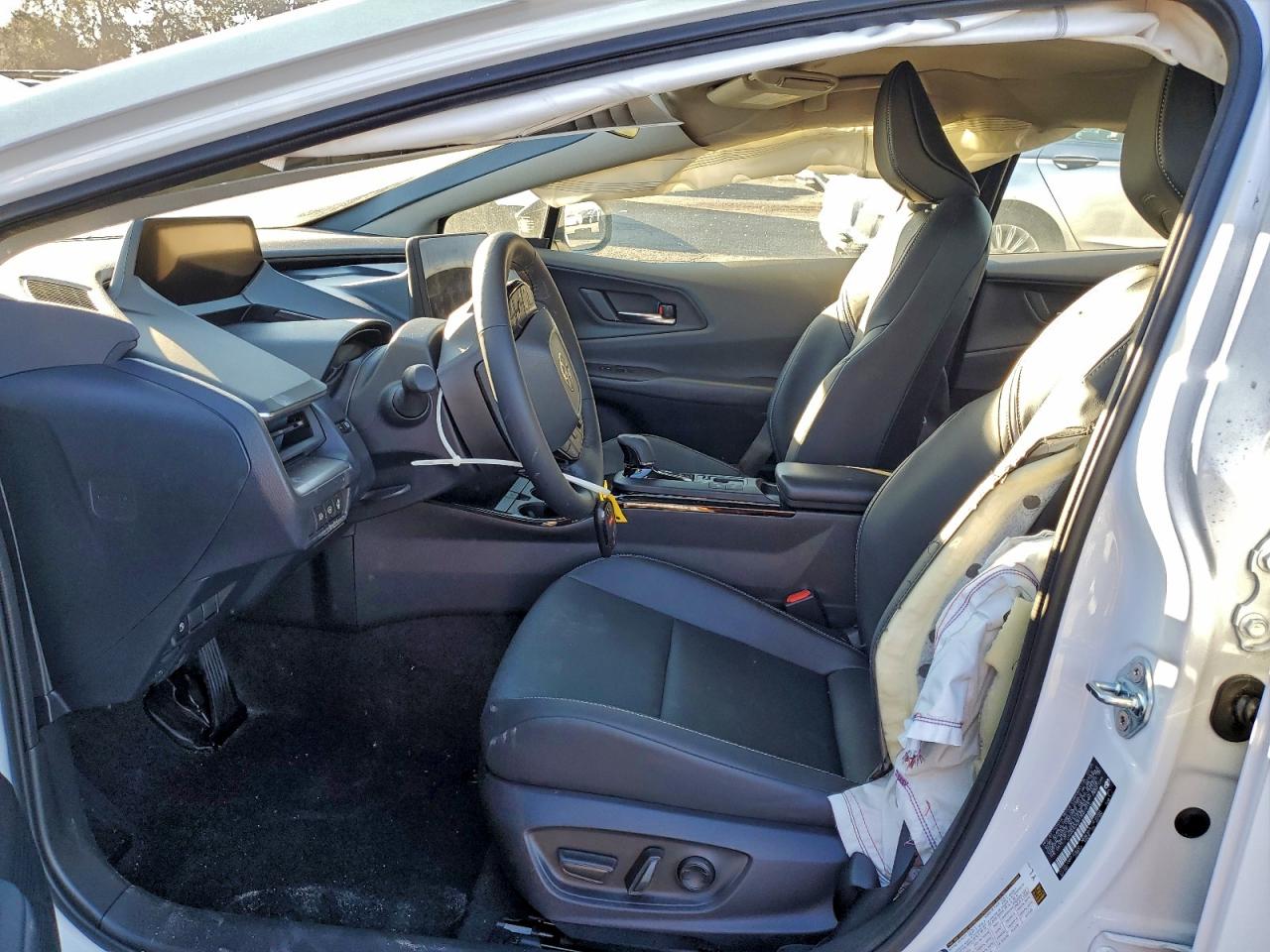 2026 Toyota Prius Le VIN: JTDACAAU5T3067215 Lot: 89509725