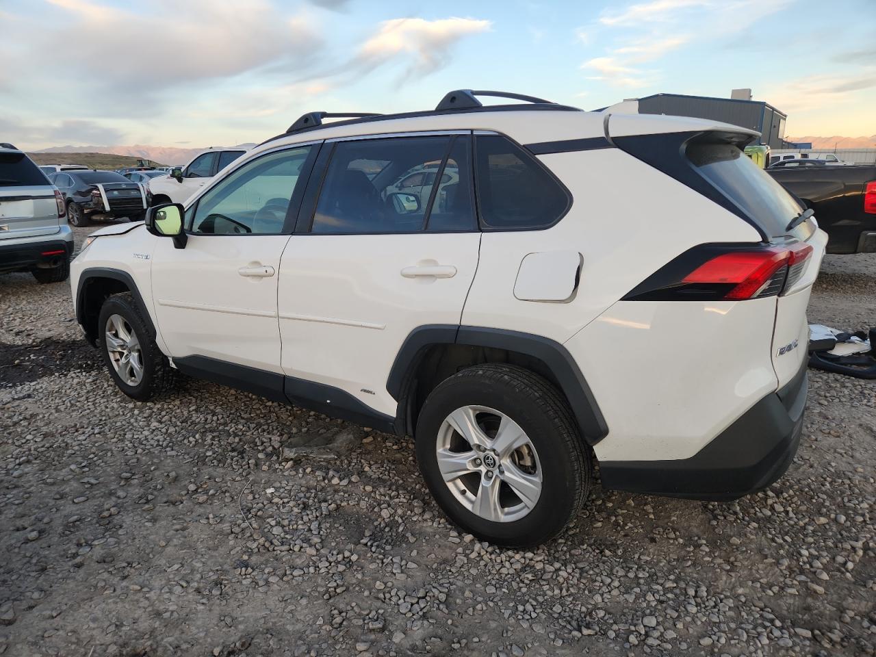 2020 Toyota Rav4 Le white null hybrid JTMLWRFV7LD546827 photo #3
