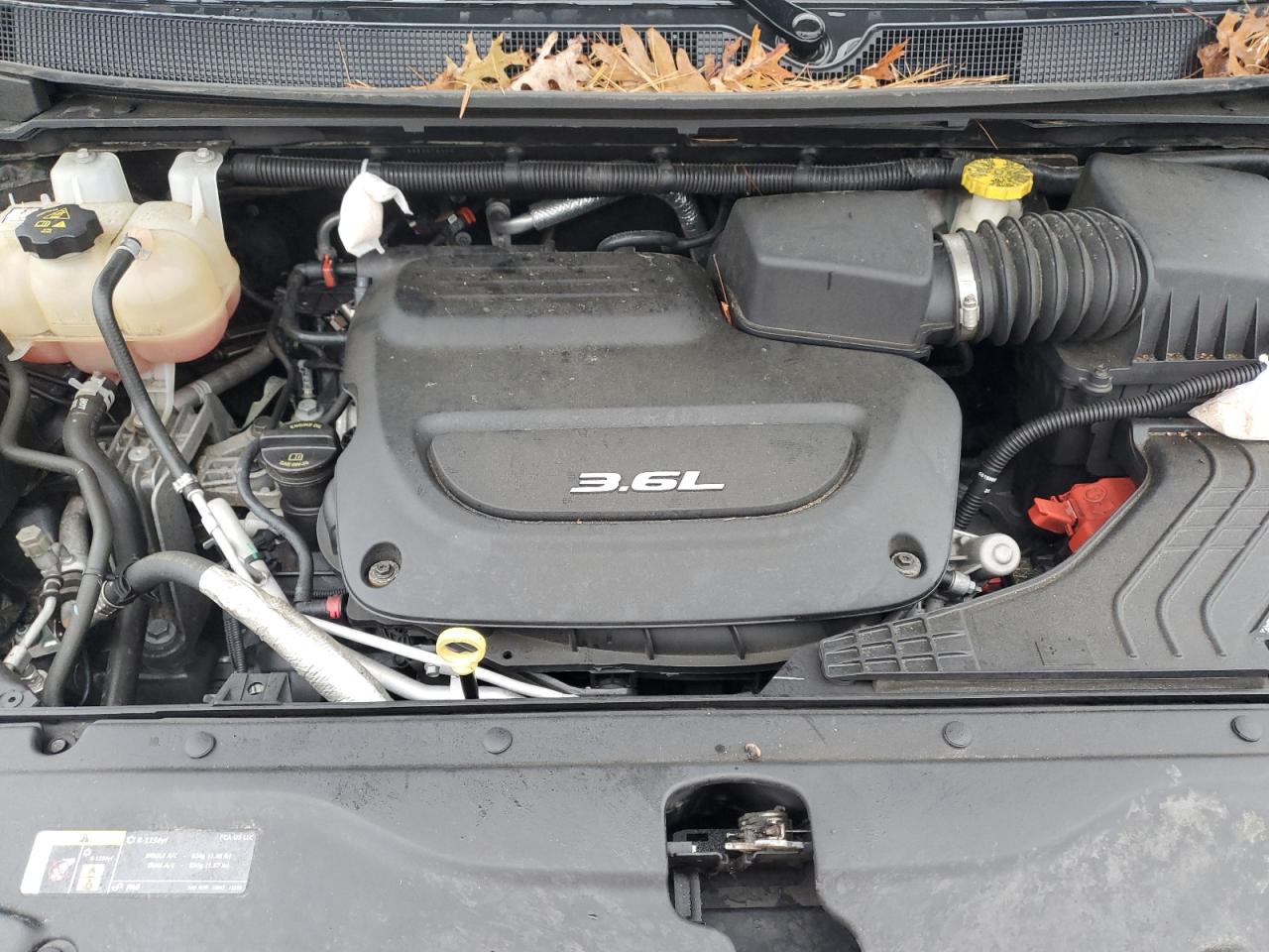 2018 Chrysler Pacifica Limited VIN: 2C4RC1GG3JR117490 Lot: 91857295