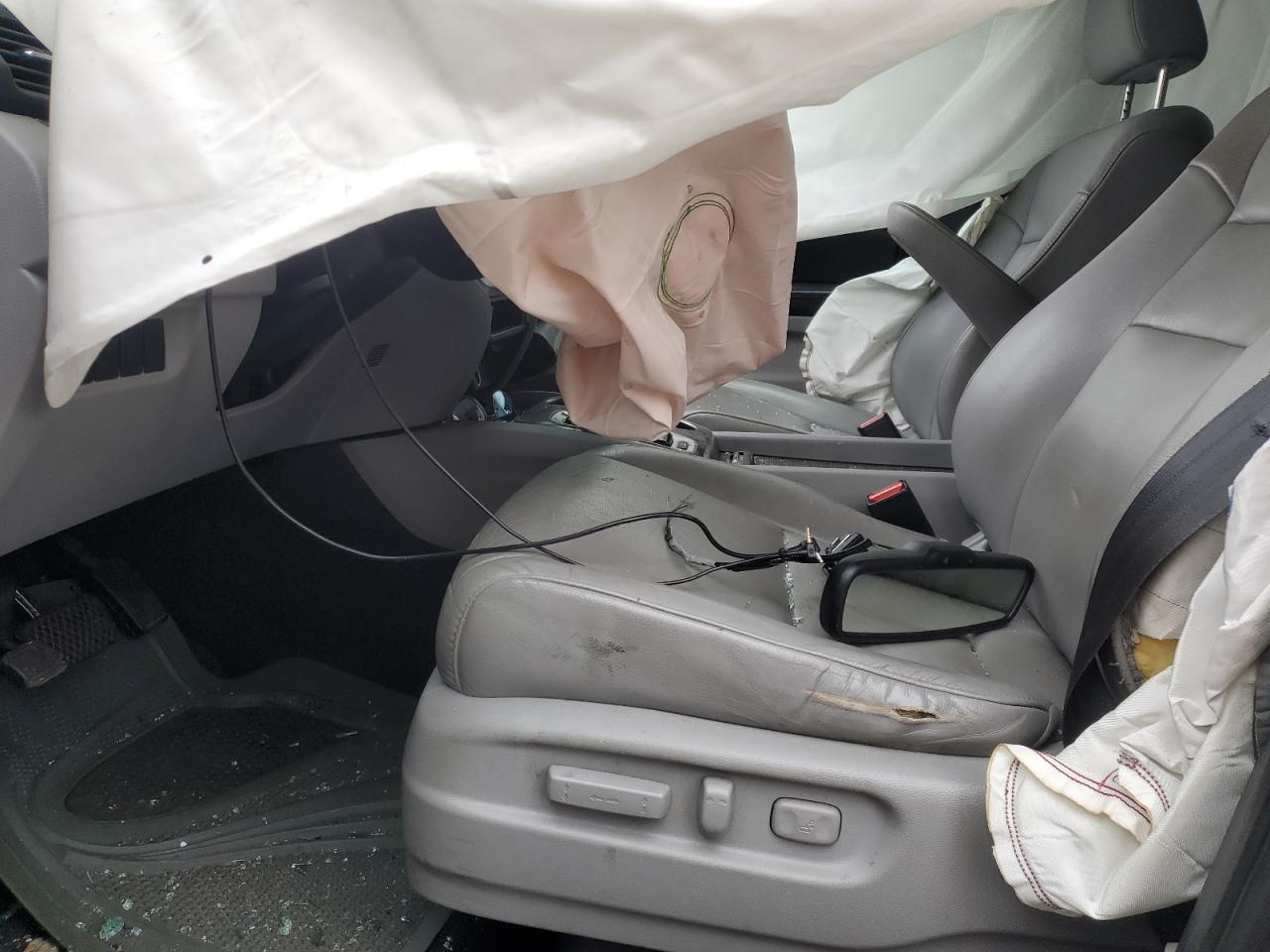 2016 Honda Pilot Exl VIN: 5FNYF6H50GB070887 Lot: 92139625