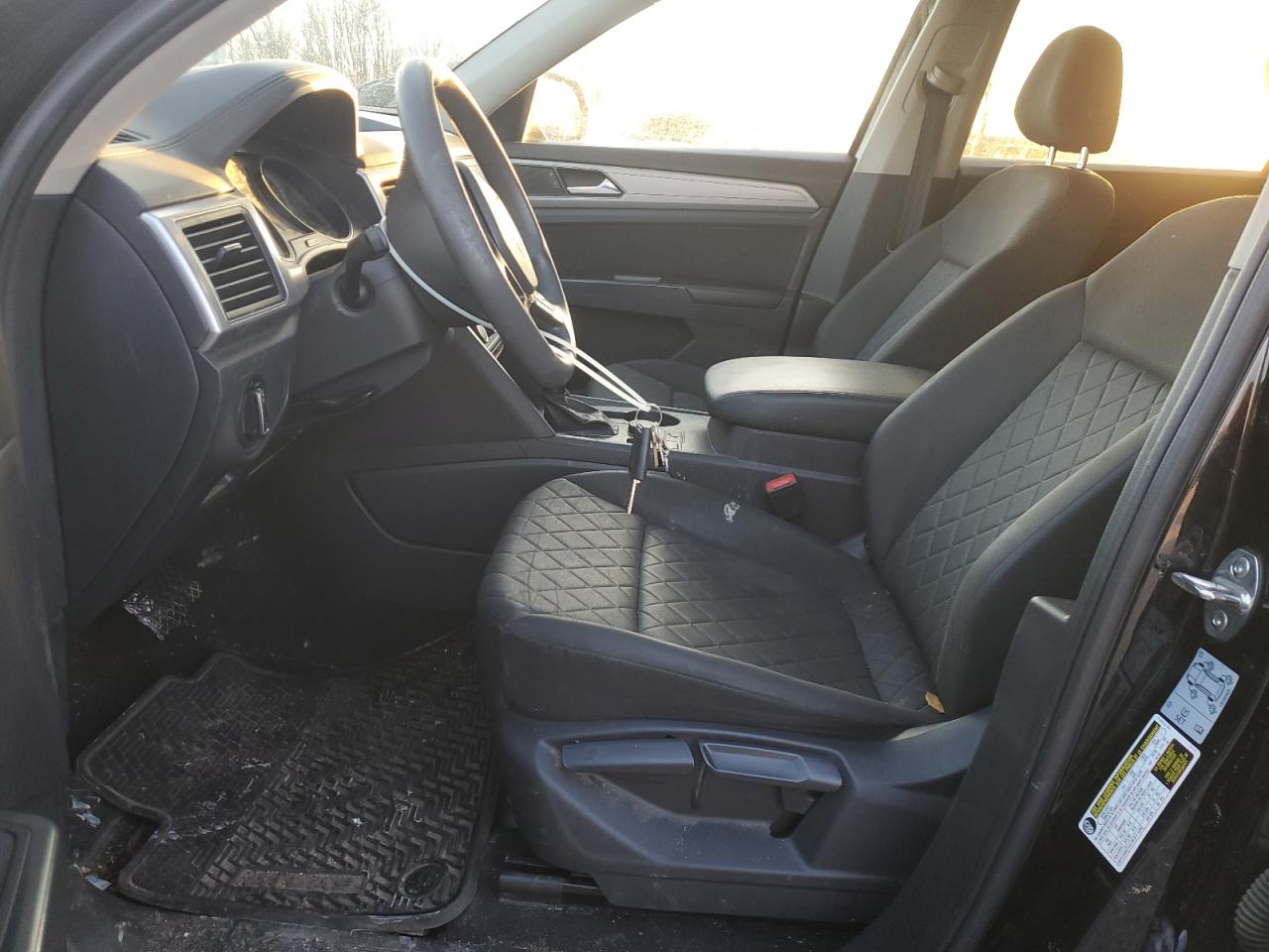 2018 Volkswagen Atlas VIN: 1V2HR2CA8JC501998 Lot: 93214145