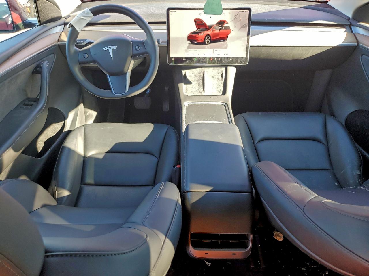 2023 Tesla Model Y VIN: 7SAYGDEE0PF872641 Lot: 93860025