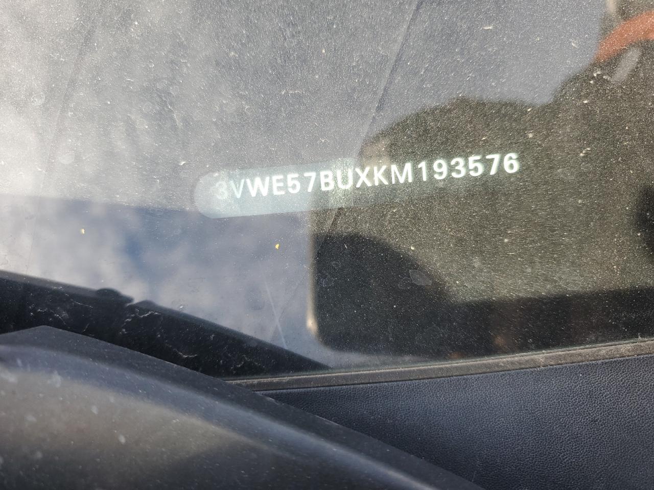 2019 Volkswagen Jetta Sel VIN: 3VWE57BUXKM193576 Lot: 92820435