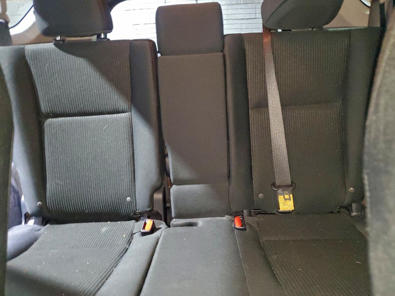 2018 Toyota Rav4 Le VIN: JTMBFREVXJJ718912 Lot: 93777485