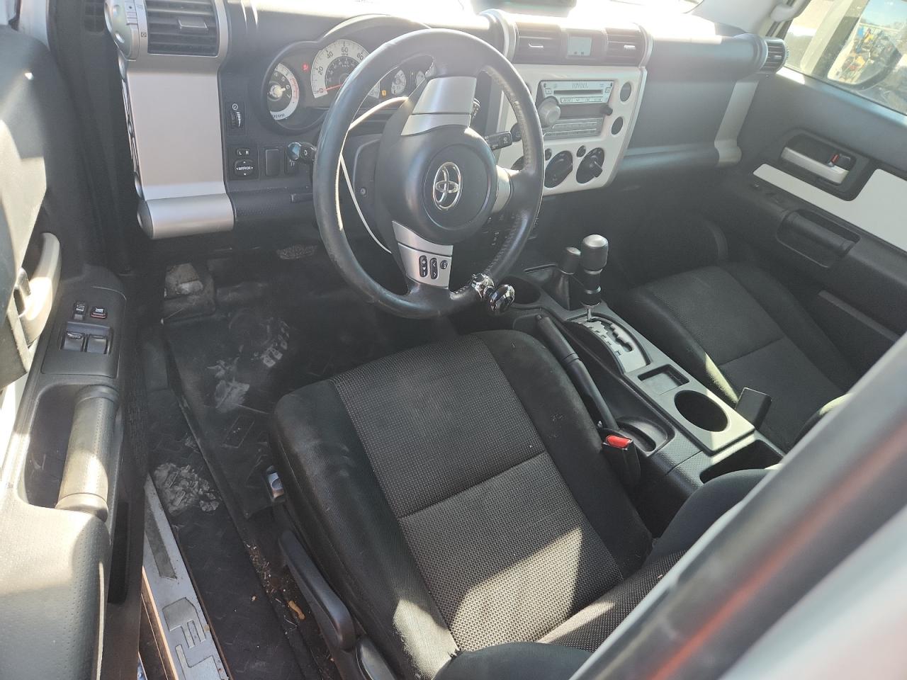 2010 Toyota Fj Cruiser VIN: JTEBU4BF1AK075121 Lot: 82723825