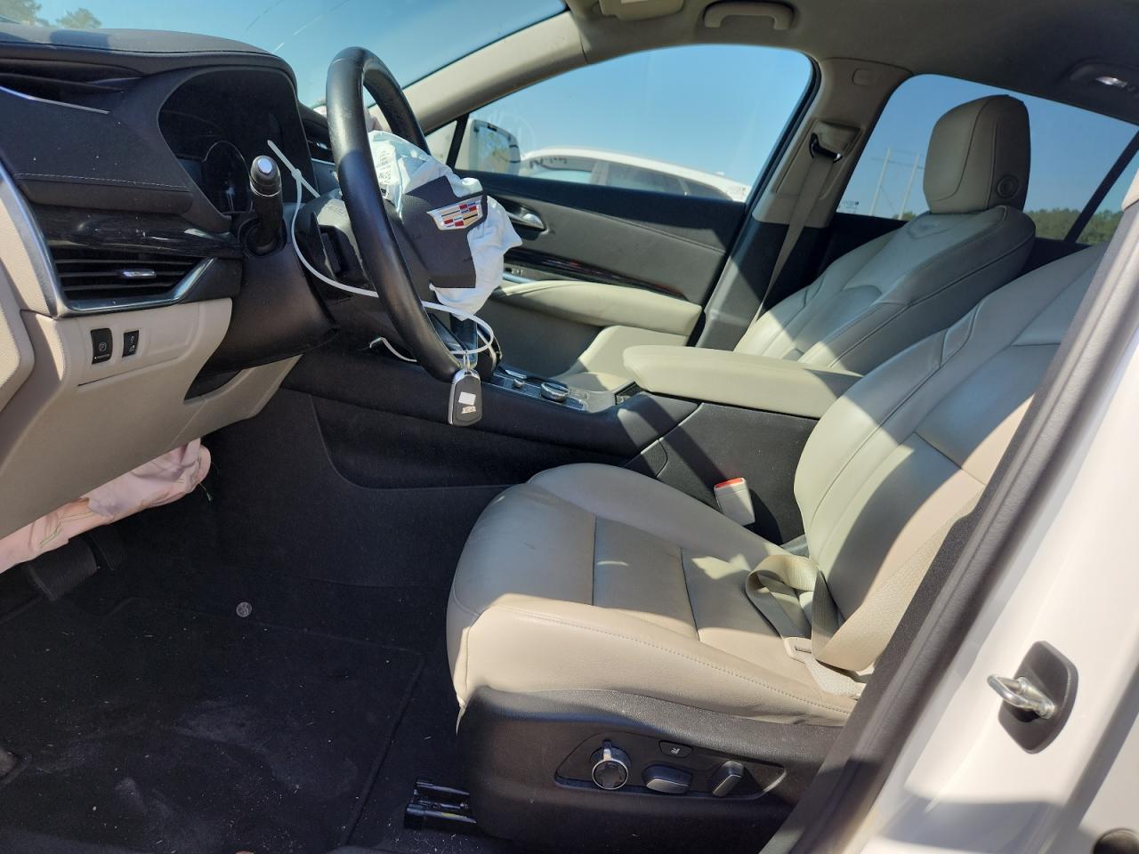 2021 Cadillac Xt4 Premium Luxury VIN: 1GYFZCR4XMF059917 Lot: 92222445