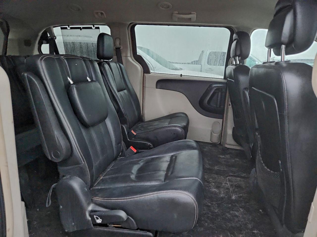 2015 Chrysler Town & Country Touring VIN: 2C4RC1BG0FR752634 Lot: 93710725