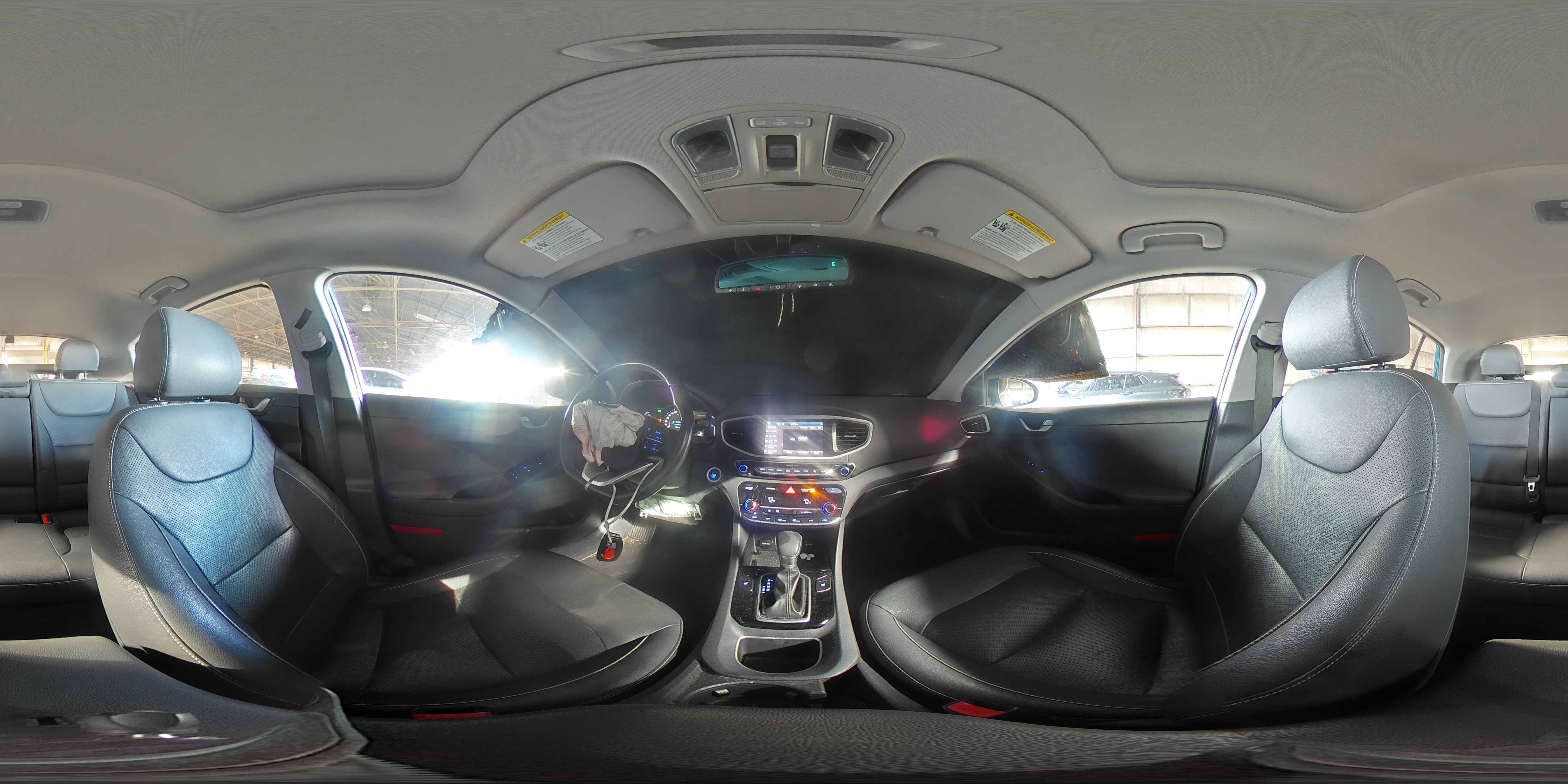 2018 Hyundai Ioniq Limited VIN: KMHC85LC9JU063693 Lot: 92243755